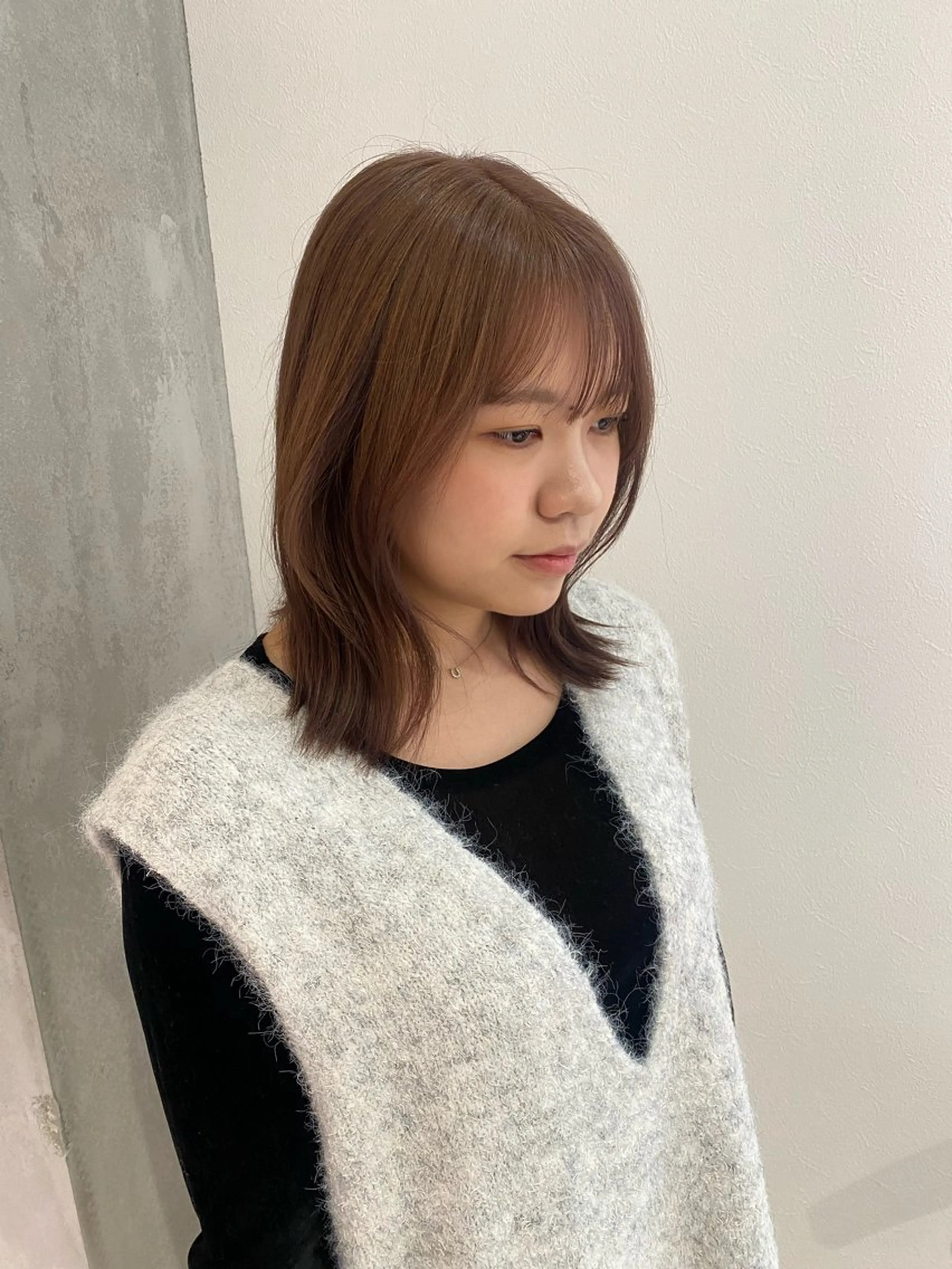 ミディアム いとう ほのかのヘアスタイル