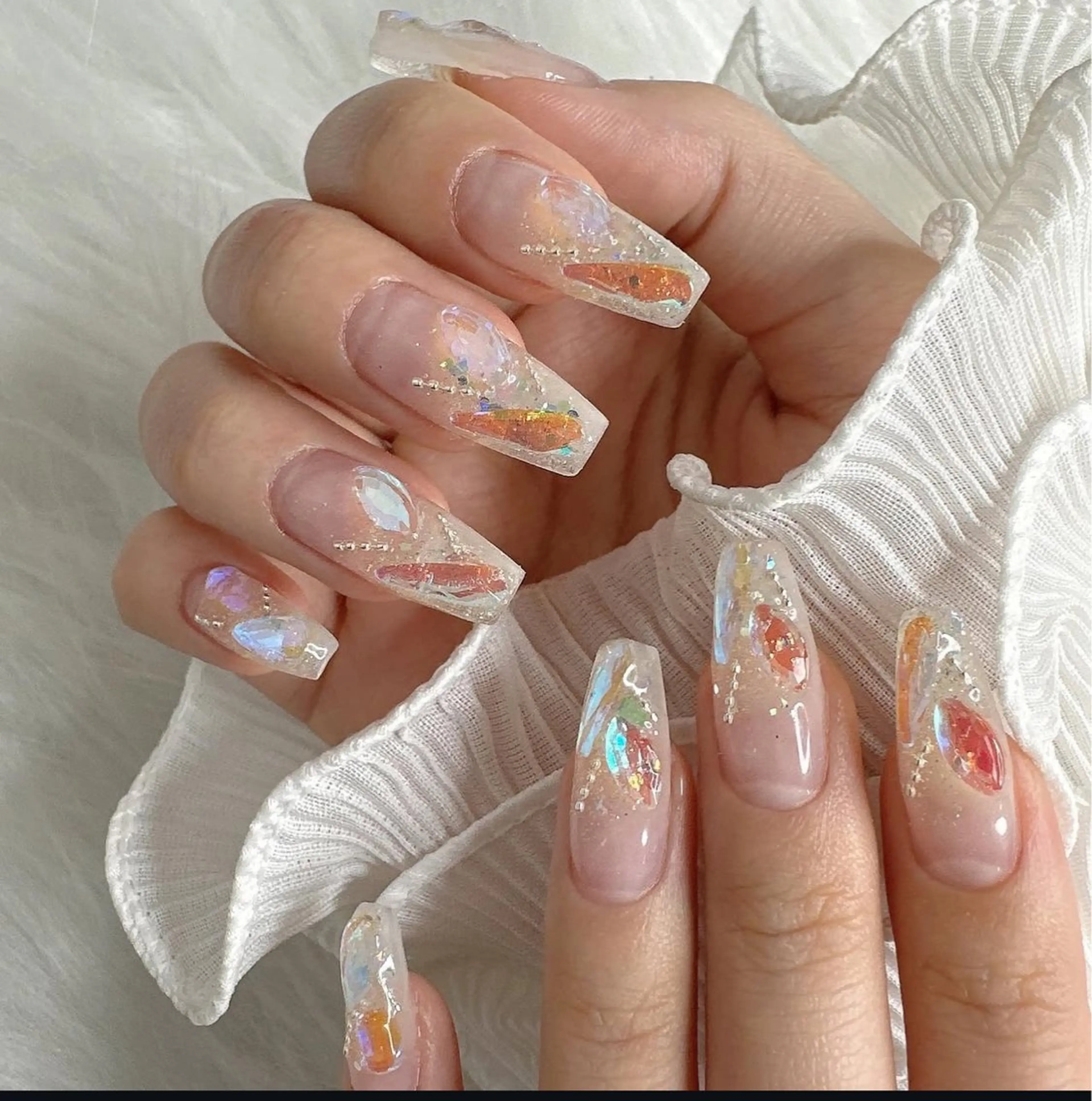 ネイル オーロラネイル フレンチネイル ジェルネイル ハロウィン キラキラネイル H.baby Nail Salonのネイルデザイン