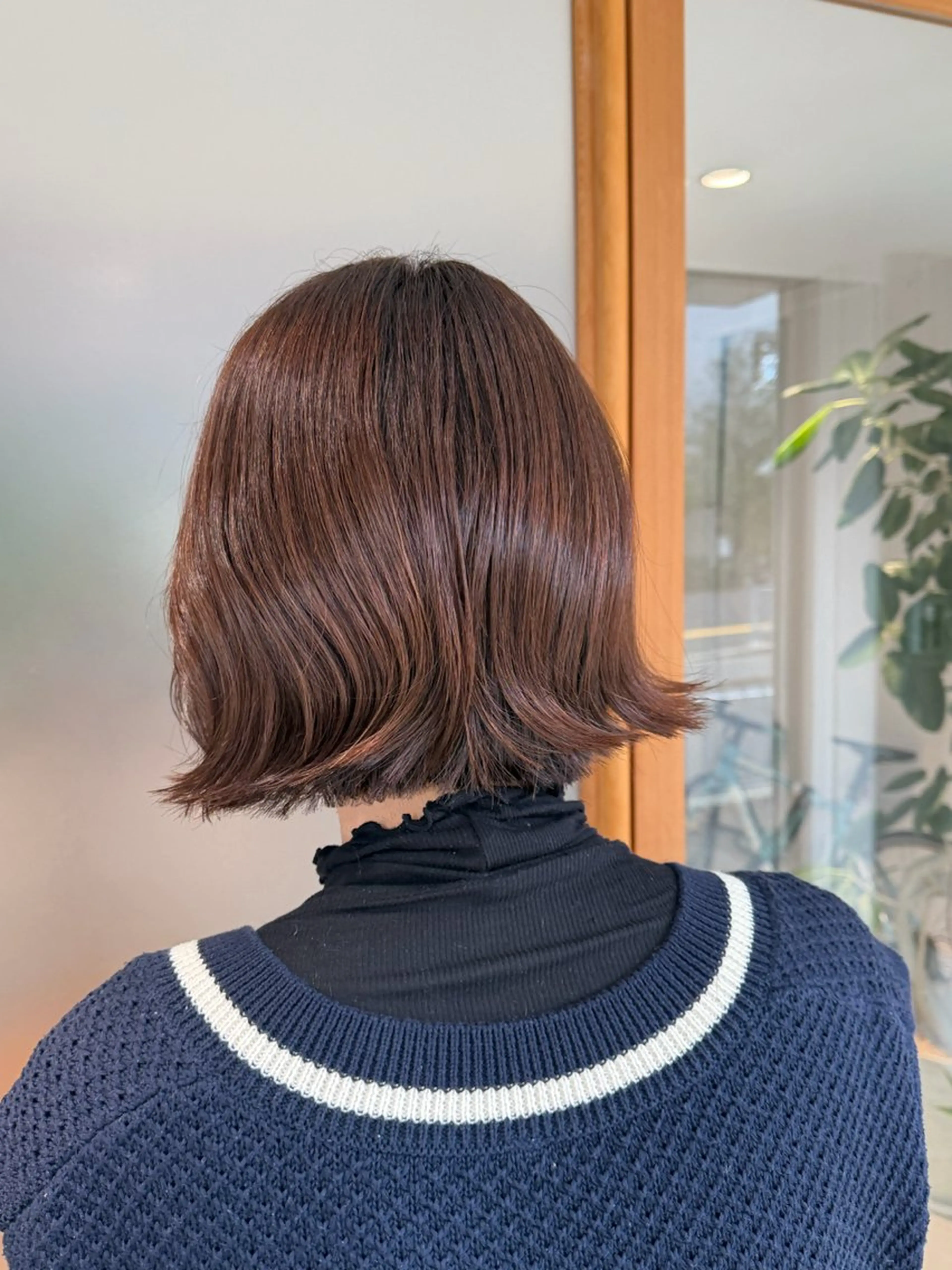 ショート カラー 野中 久美子のヘアスタイル