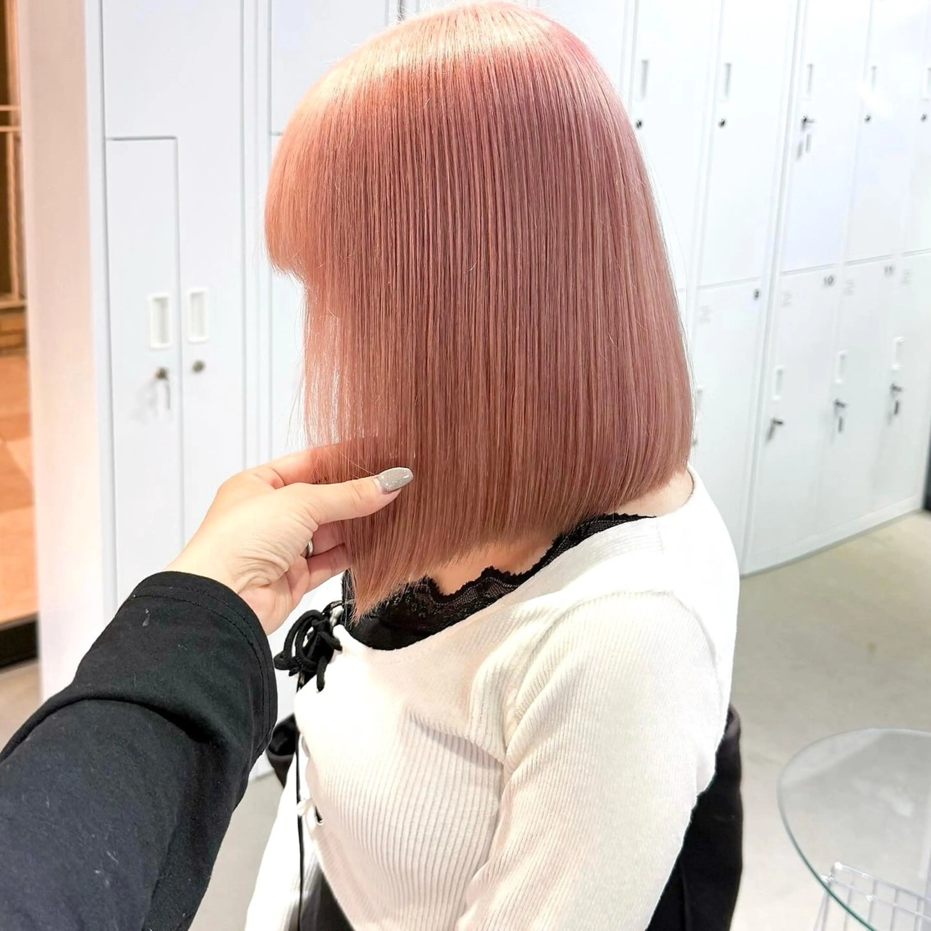 ミディアム カラー ブリーチ ケアブリーチ ピンクカラー ホワイトピンク ヘアカラー トリートメント 🎀ミルクティー/暖 色×レイヤー/マリアのヘアスタイル