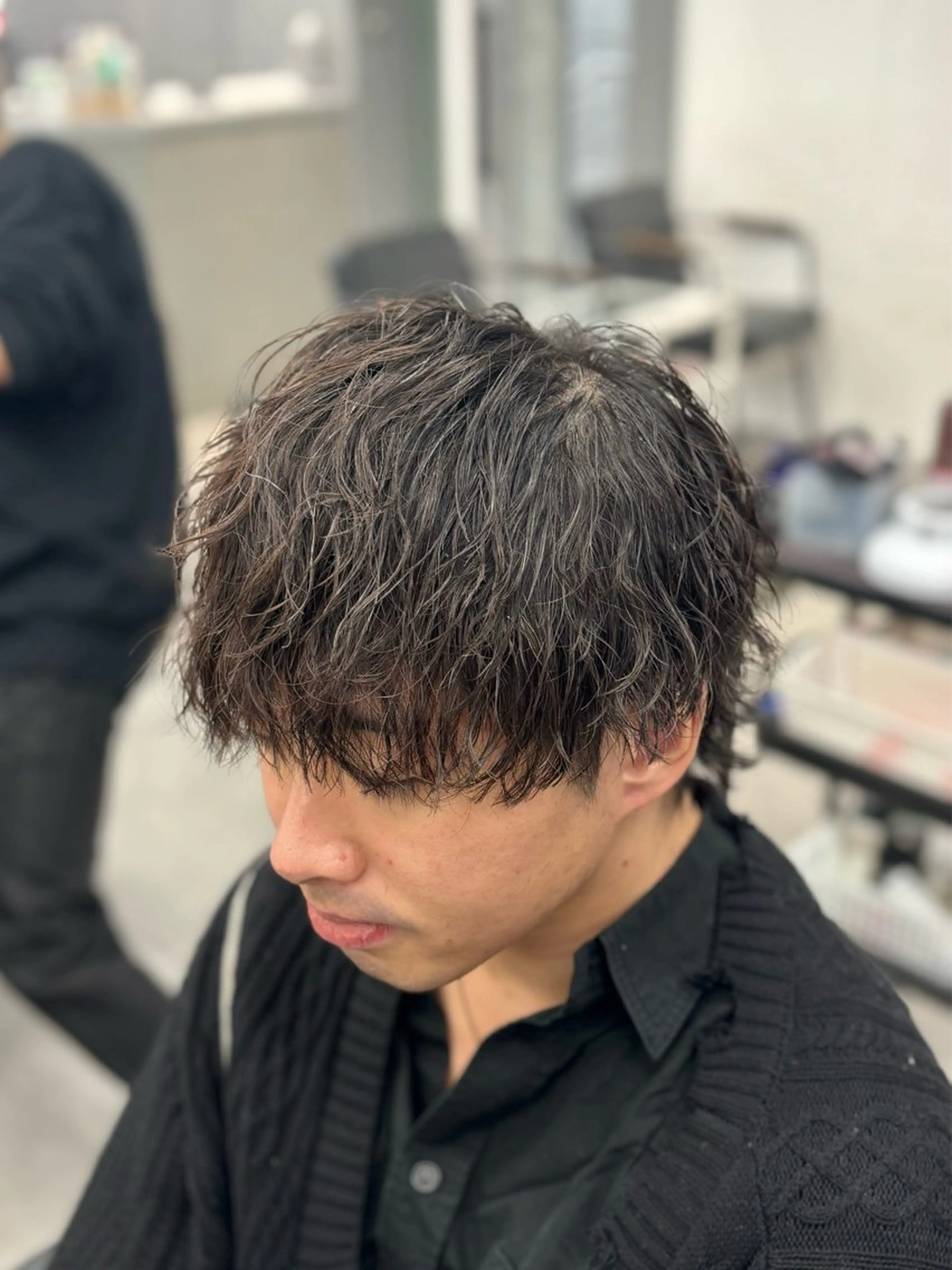 パーマ メンズ ビジネス メンズパーマ カット パーマ 【ØVARL】🦁 メンズパーマ/レオのヘアスタイル