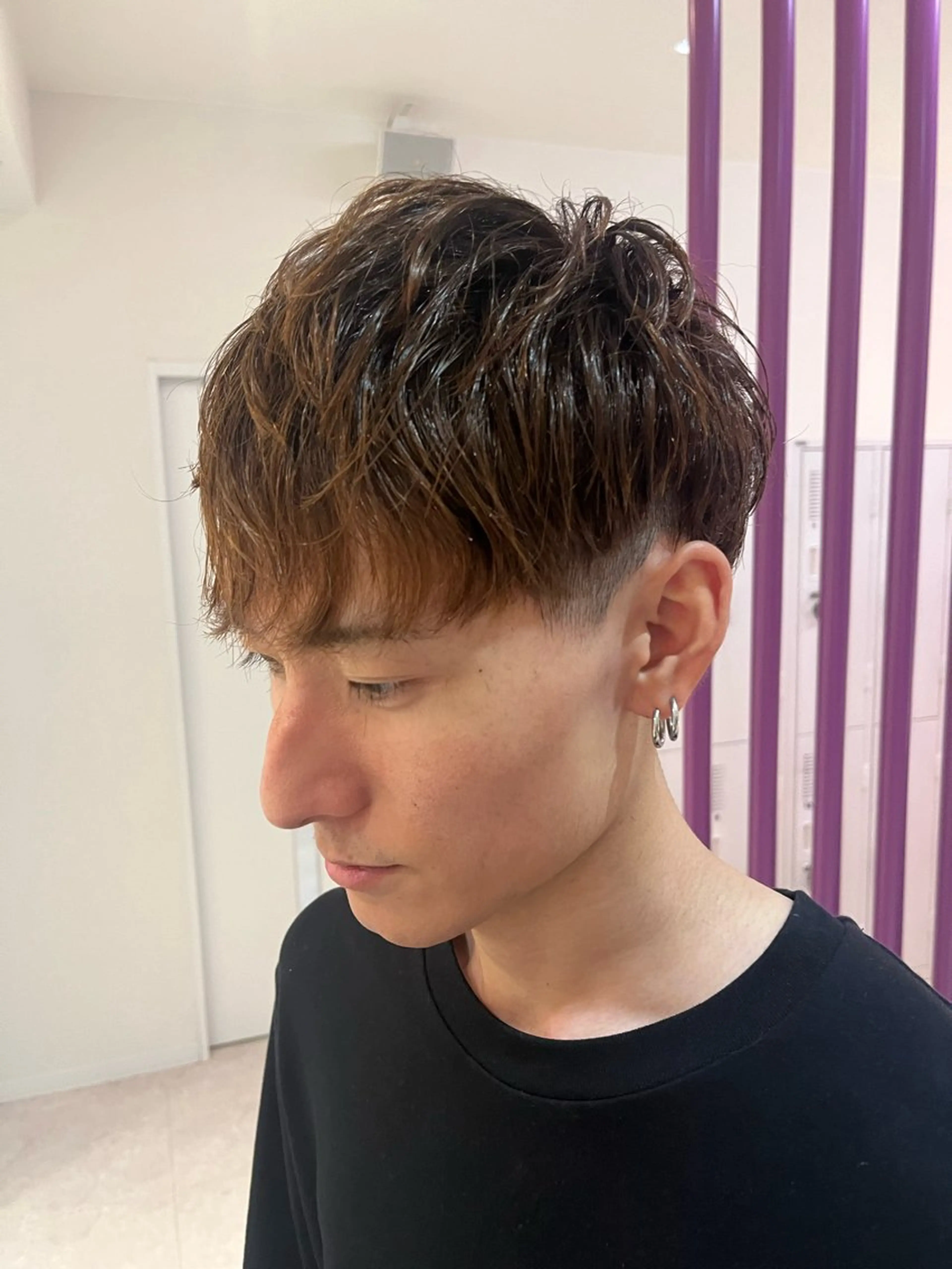 ショート メンズ マッシュ 刈り上げ カット MAO カラーモデル募集中のヘアスタイル
