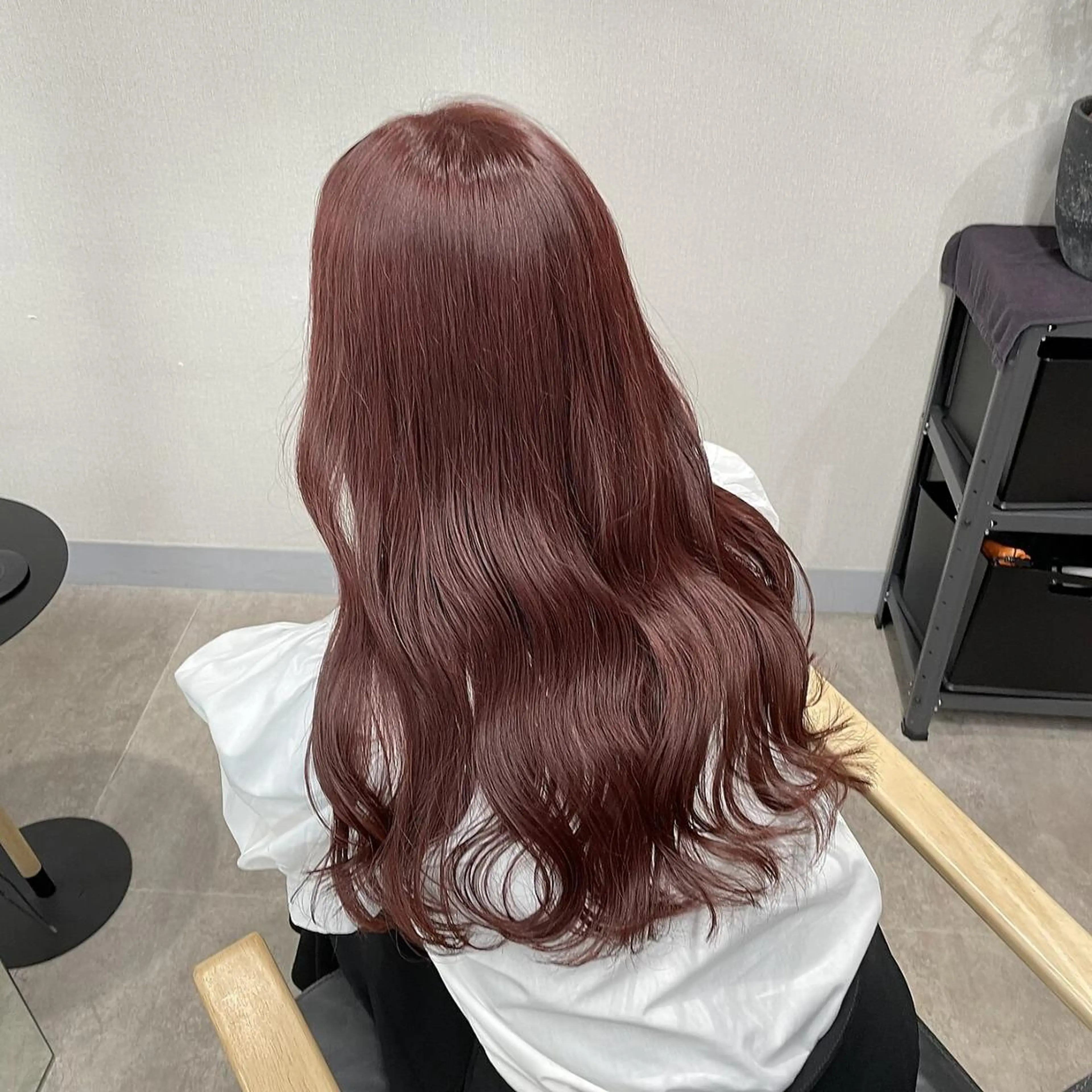 カラー 暖色カラー✨代表しげ オグジュアリーのヘアスタイル