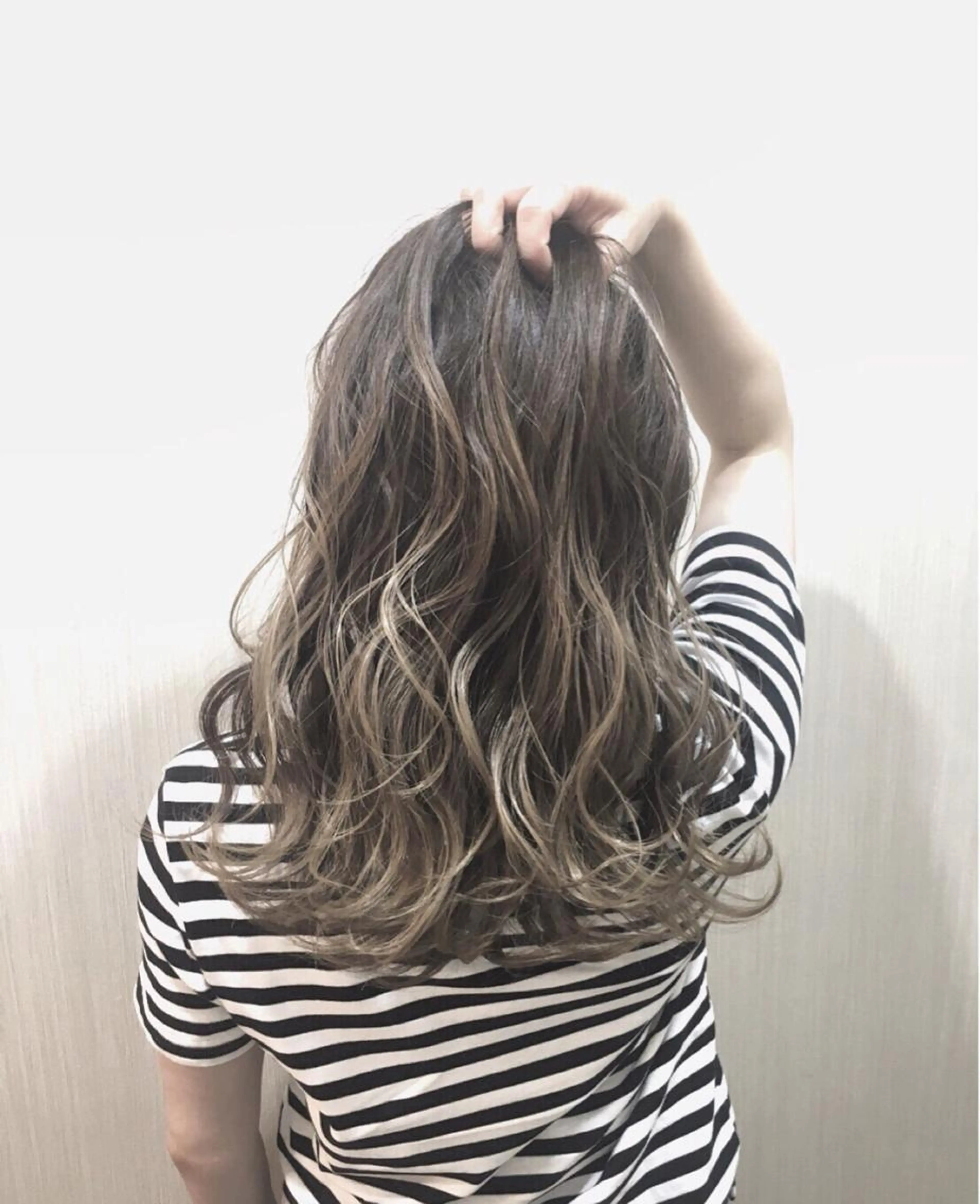 ❤️話題❤️ブリーチ込みバレイヤージュ・ハイライト+カット+カラー炭酸泉限定プラン¥25000→¥17600の写真