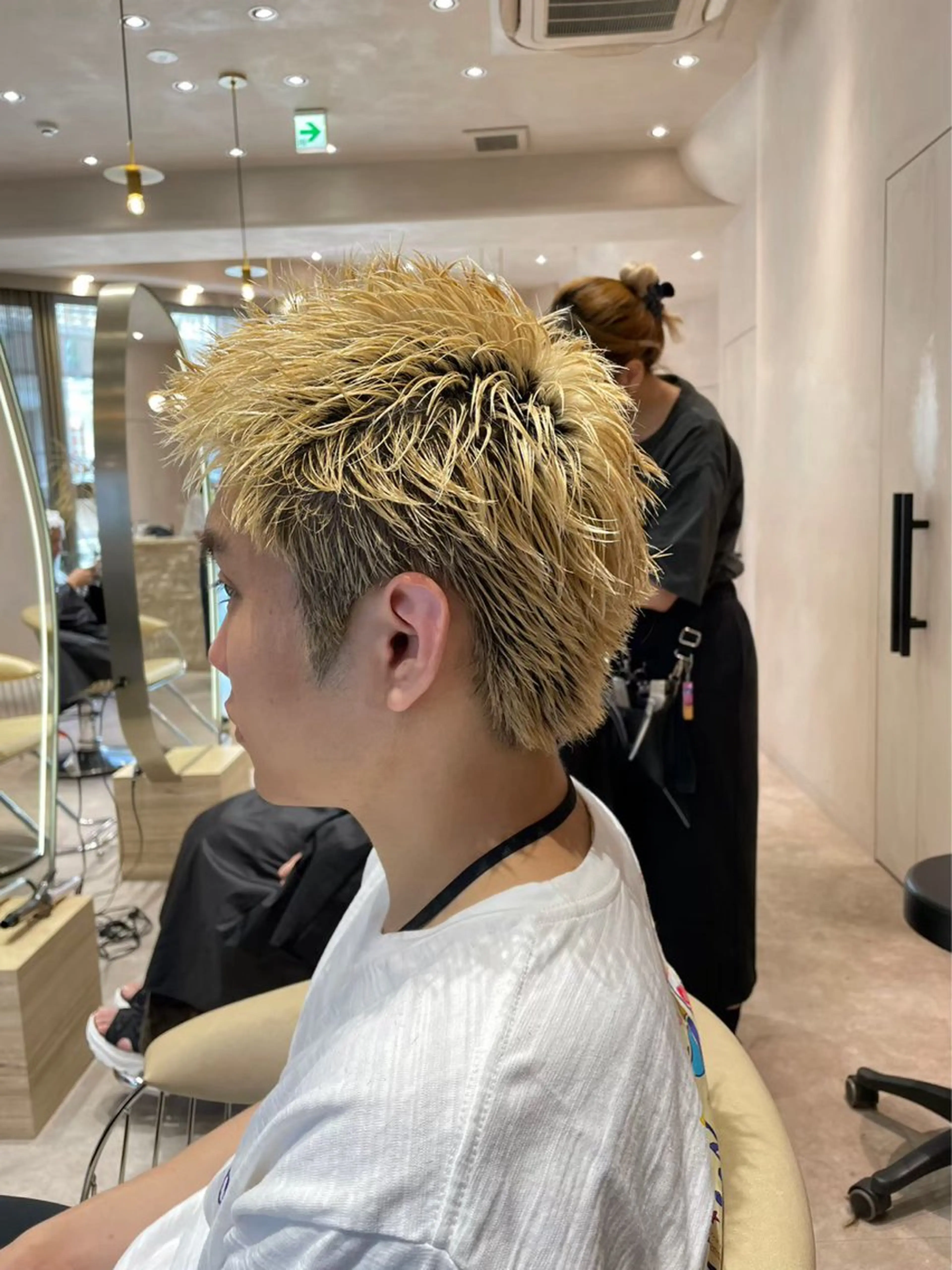 ショート カラー メンズ ヘアカラー メンズショート/ピン パーマ/新宿/フウガのヘアスタイル