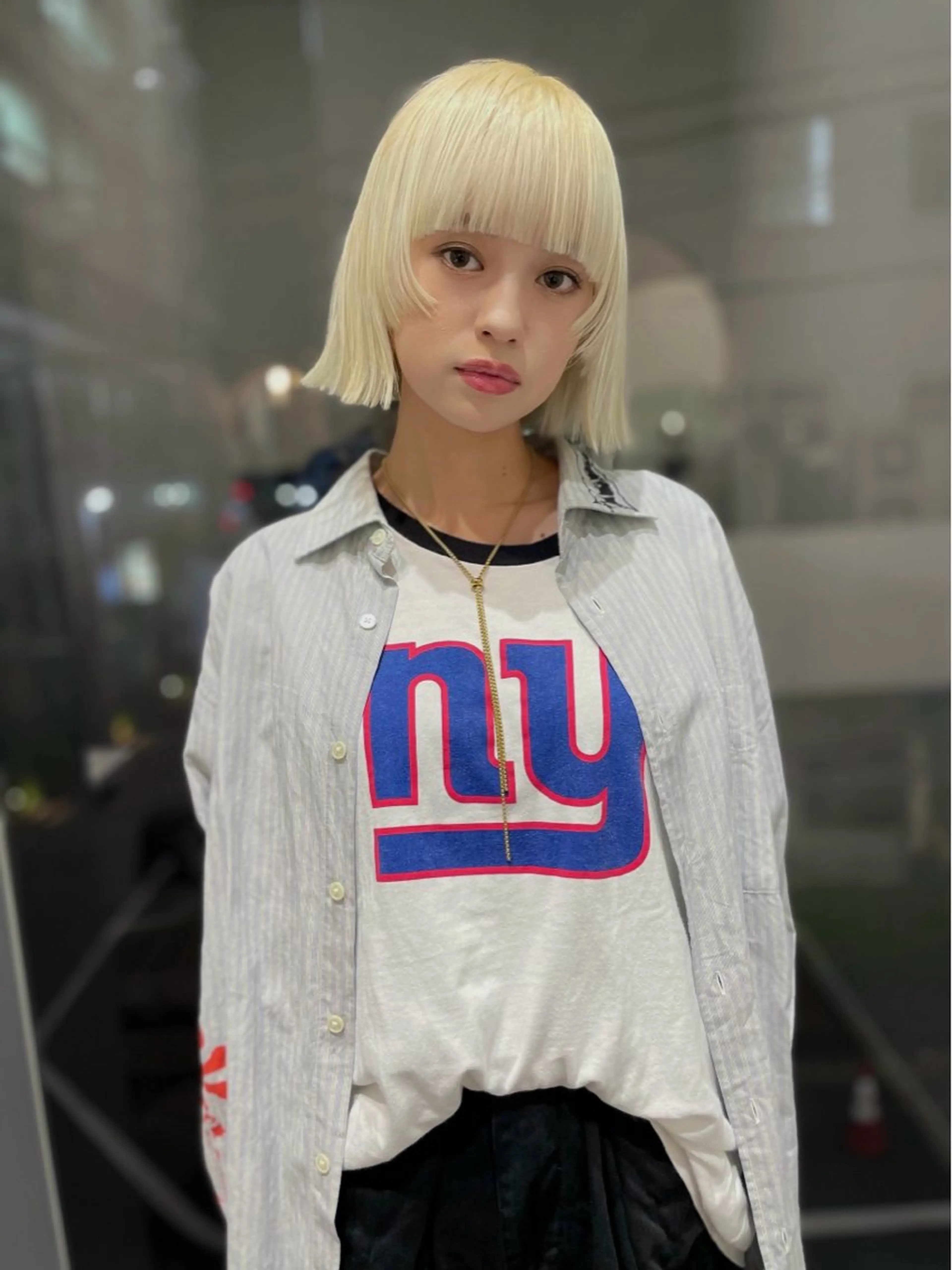 ショート カラー カット ヘアカラー トリートメント ブリーチ🪡 ボブ🧶レイヤーのヘアスタイル