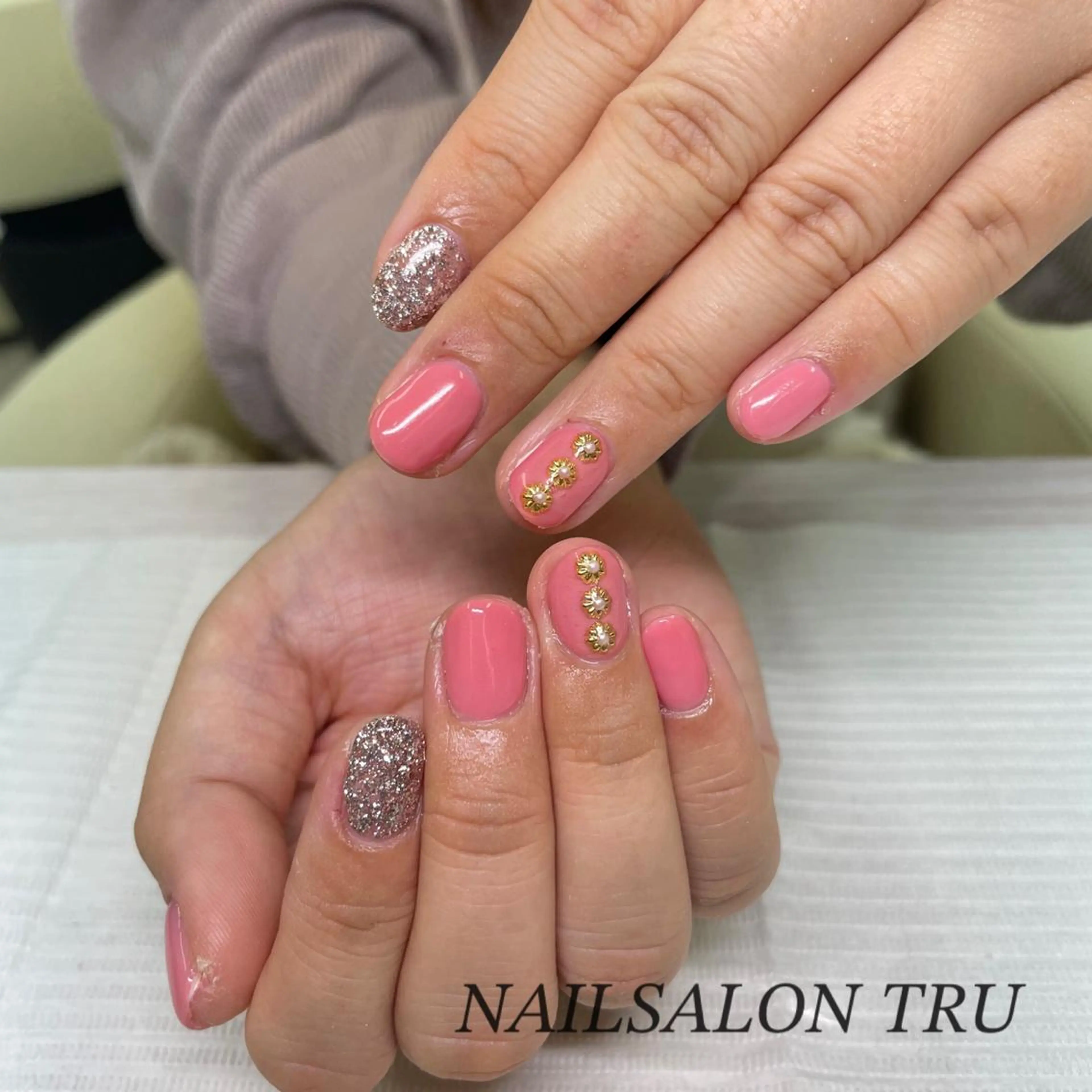 ネイル 𝐼𝑁𝑂𝑈𝐸 𝑀𝐼𝐴のネイルデザイン