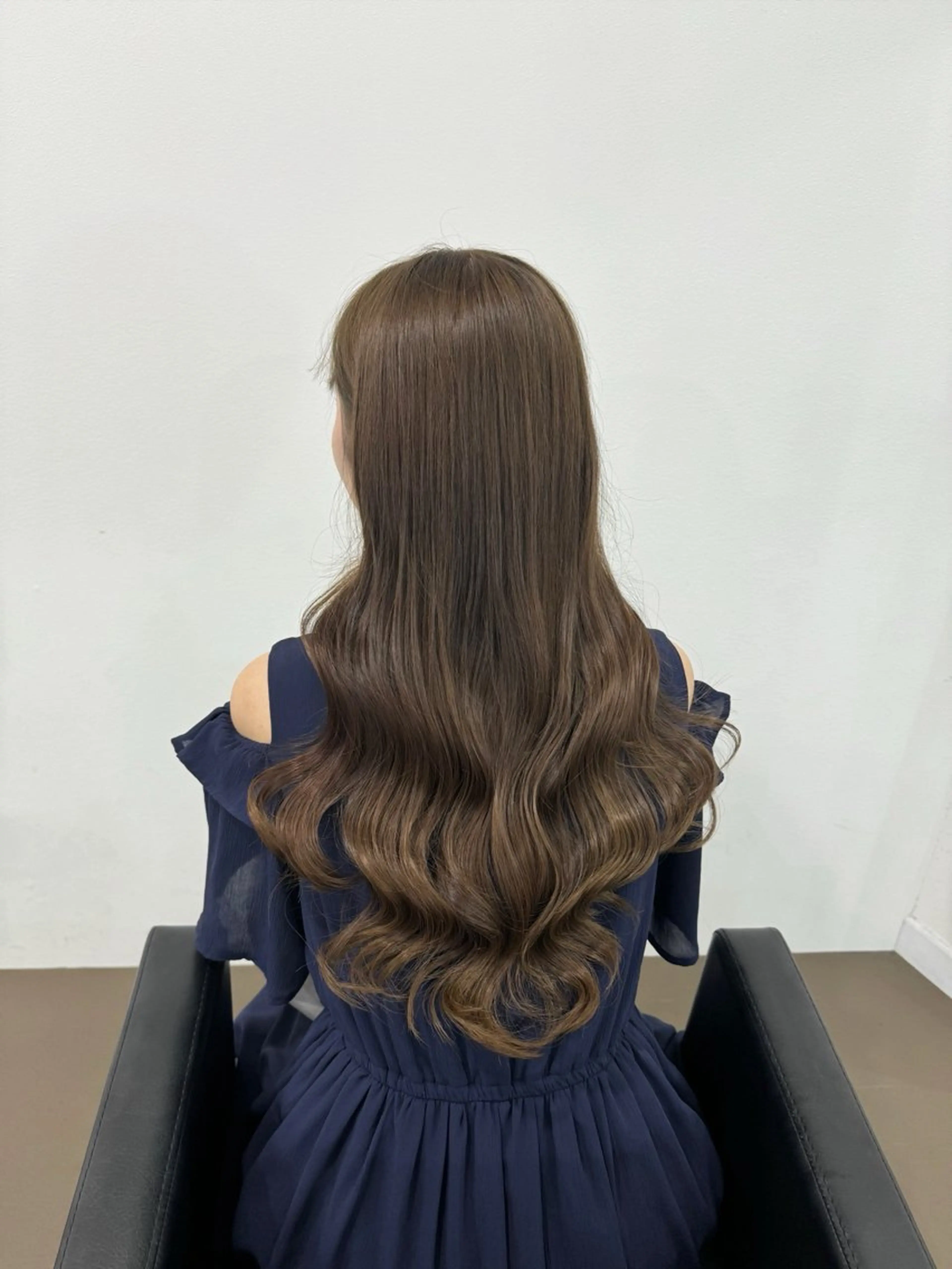 ロング ボブ くびれヘア 髪質改善 韓国風ヘア レイヤーカット 【ioe岡本】🐶 向井歩のヘアスタイル