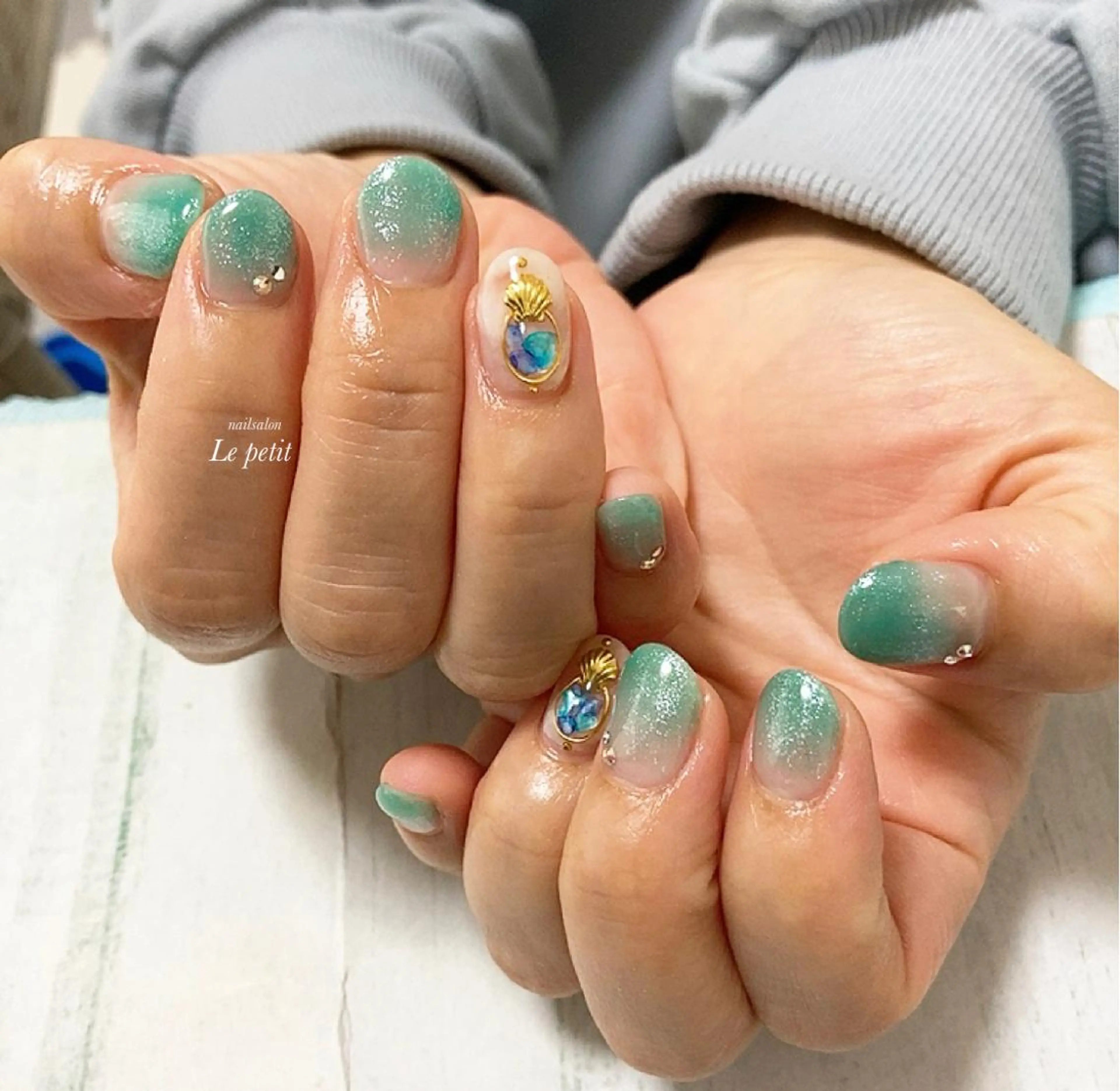 ネイル 石野 広佳のネイルデザイン