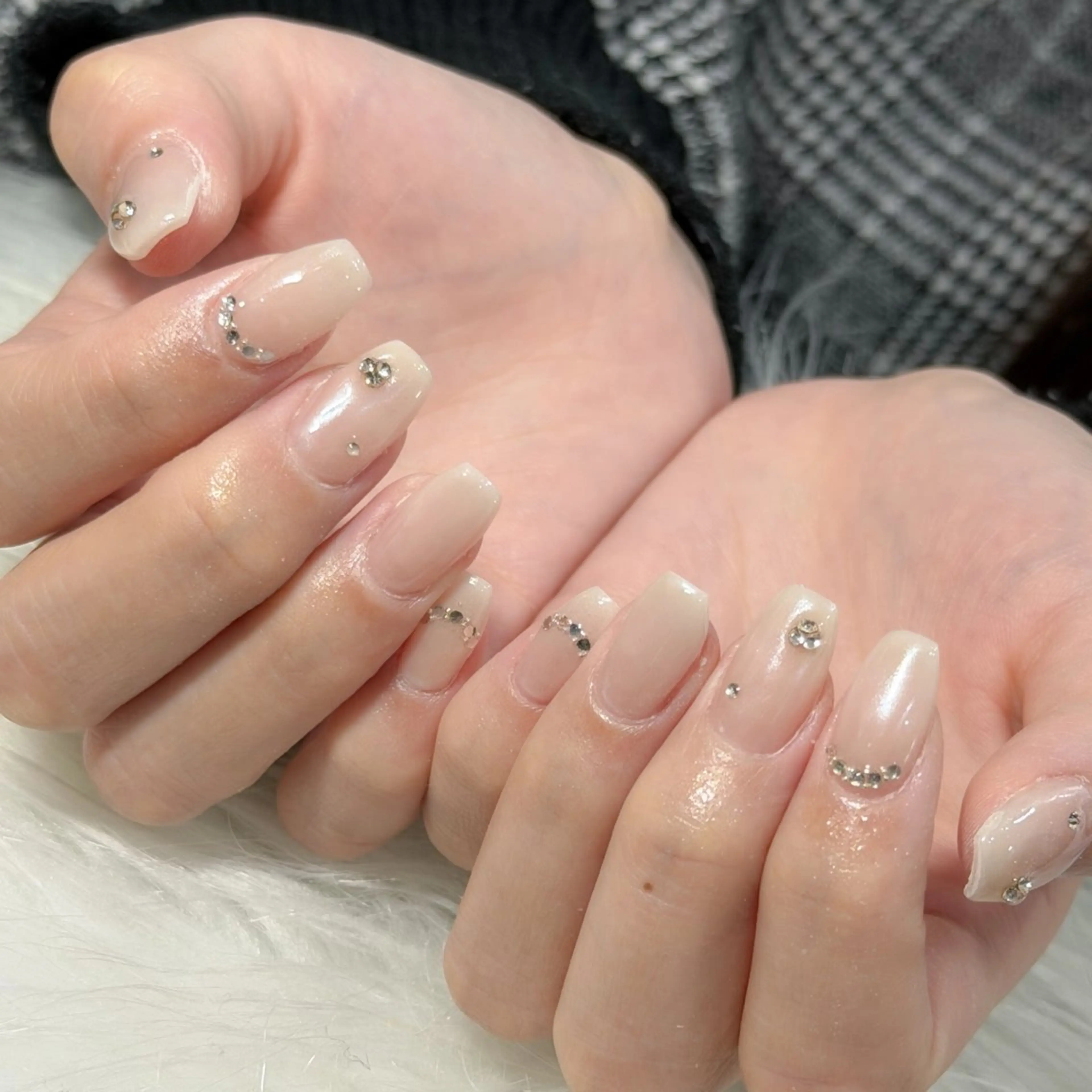 ネイル ハンドネイル フットネイル LAVISH nanamiのネイルデザイン