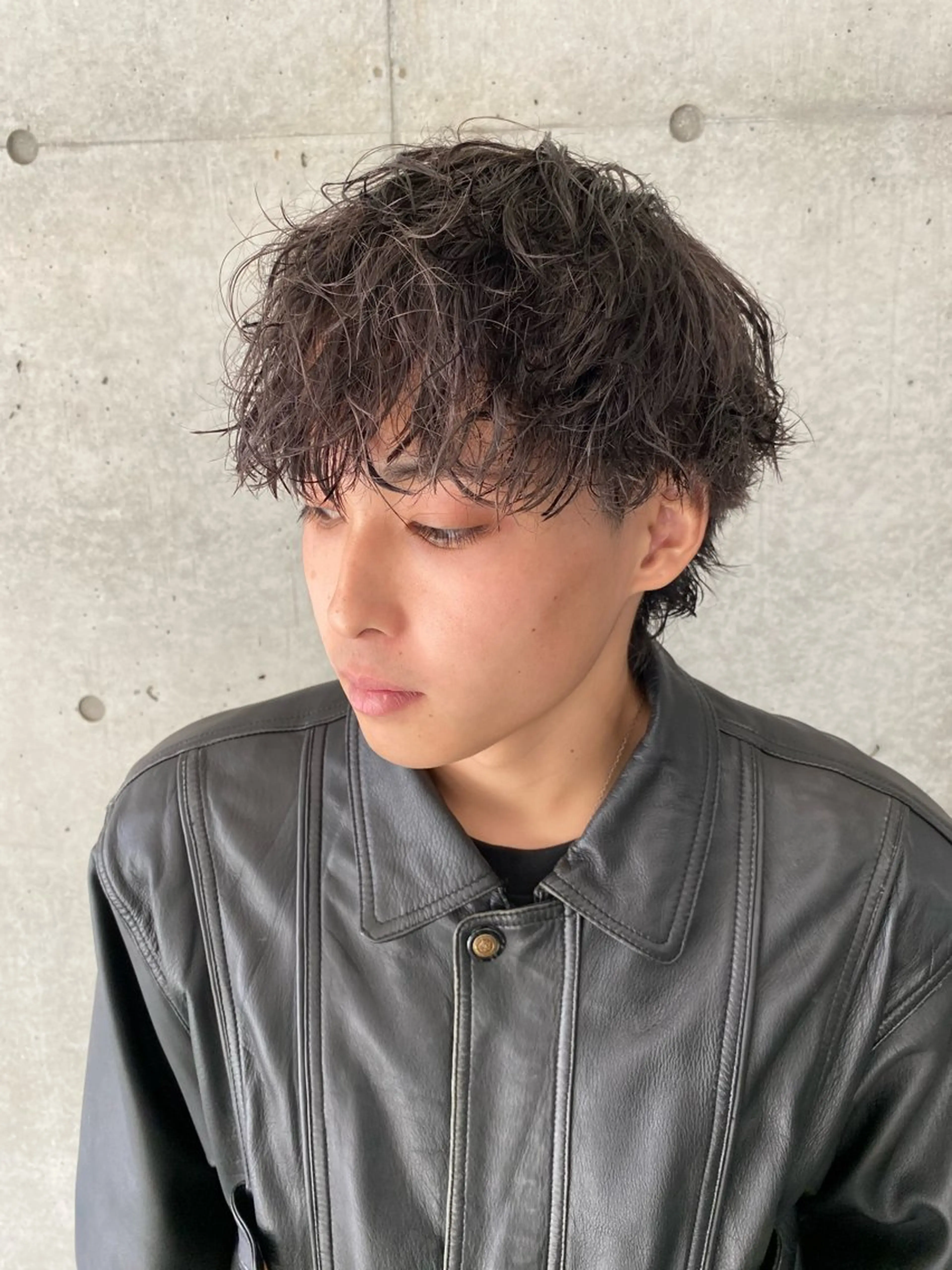 ショート パーマ メンズ メンズパーマ カット パーマ パーマ特化/フェザー パーマシャドウ/真生のヘアスタイル