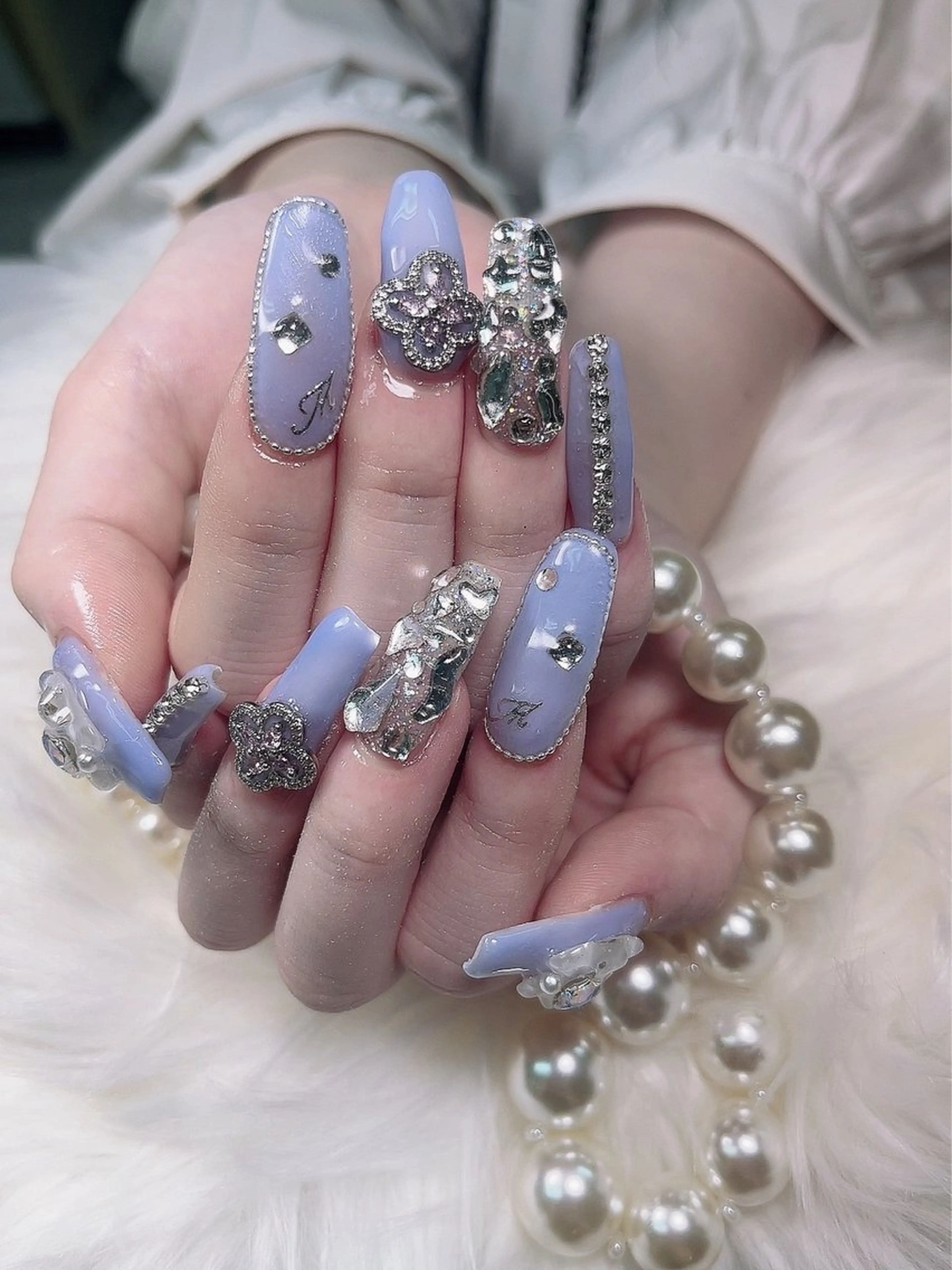 ロング Hanaai Salon新宿店のネイルデザイン