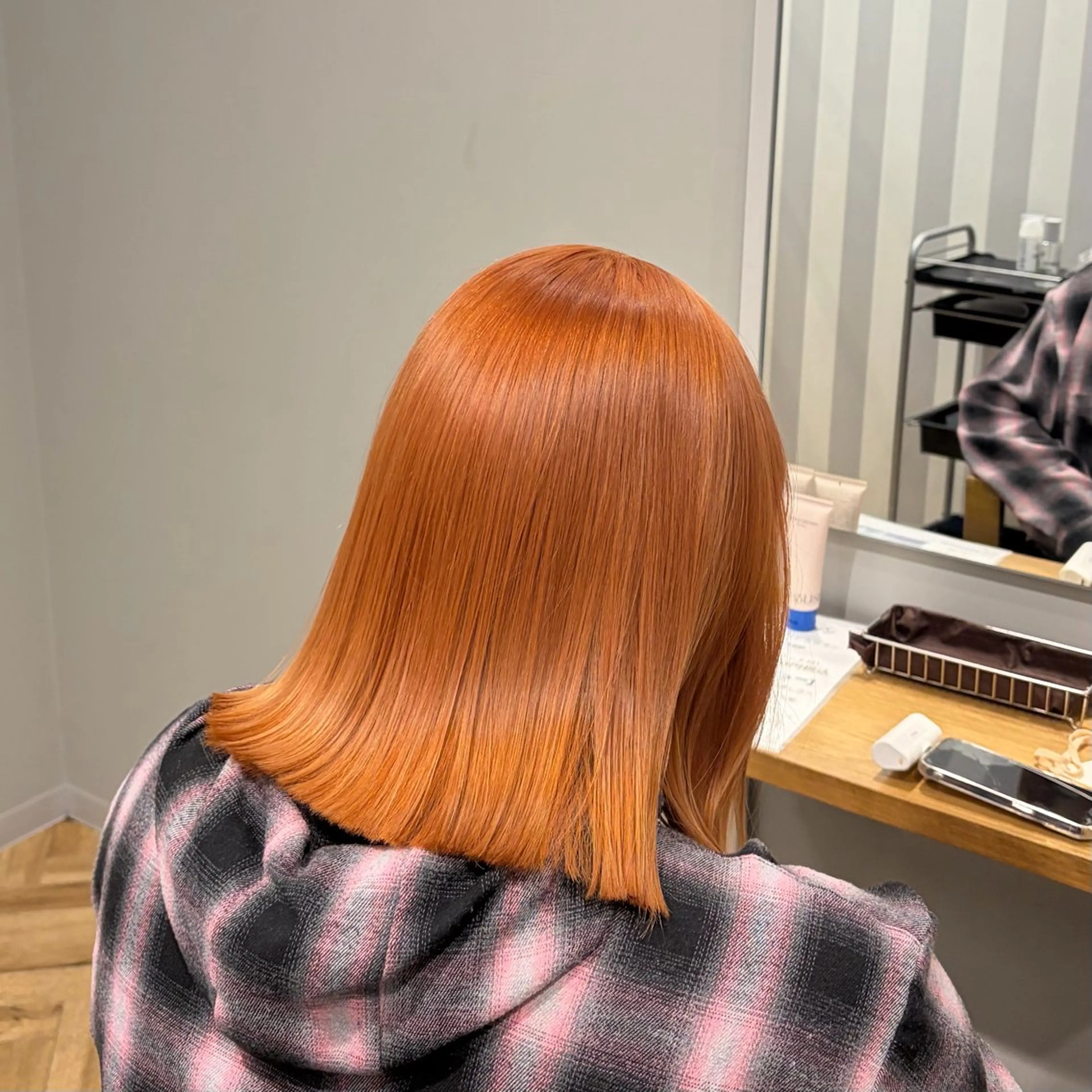 カラー ブリーチ オレンジ 蔵田 さくらのヘアスタイル