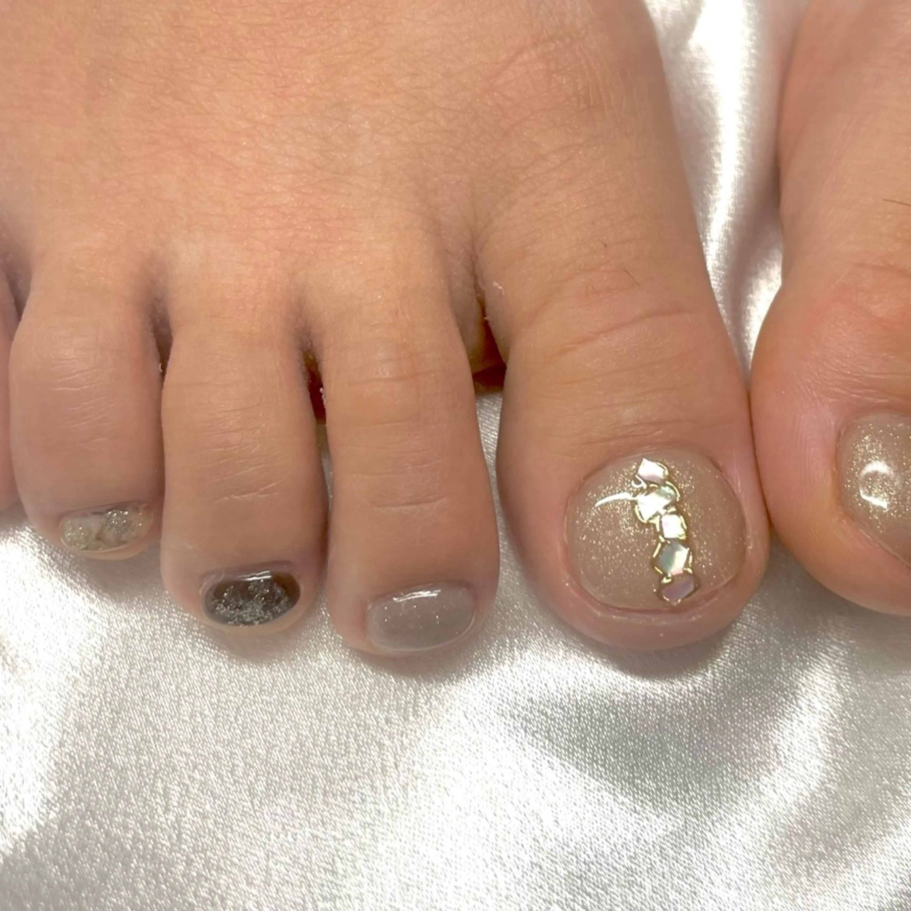 ネイル フットネイル L‘ねいる 江坂店 エルネイルエサカテンのネイルデザイン