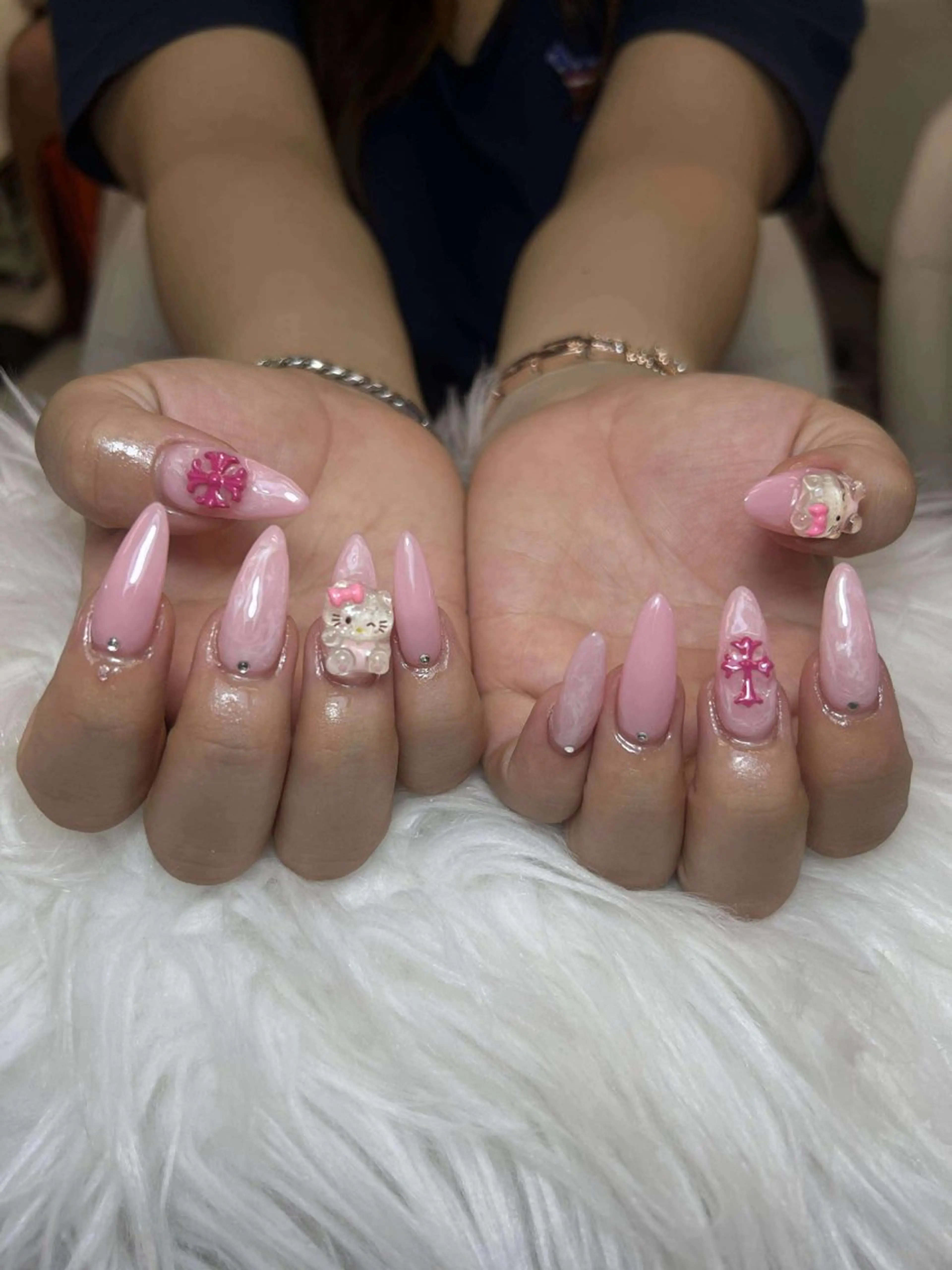 ネイル チークネイル 長さ出し フットネイル マグネットネイル 持ち込み ハンドネイル ANH NAIL ゴテゴテ専門店💎のネイルデザイン