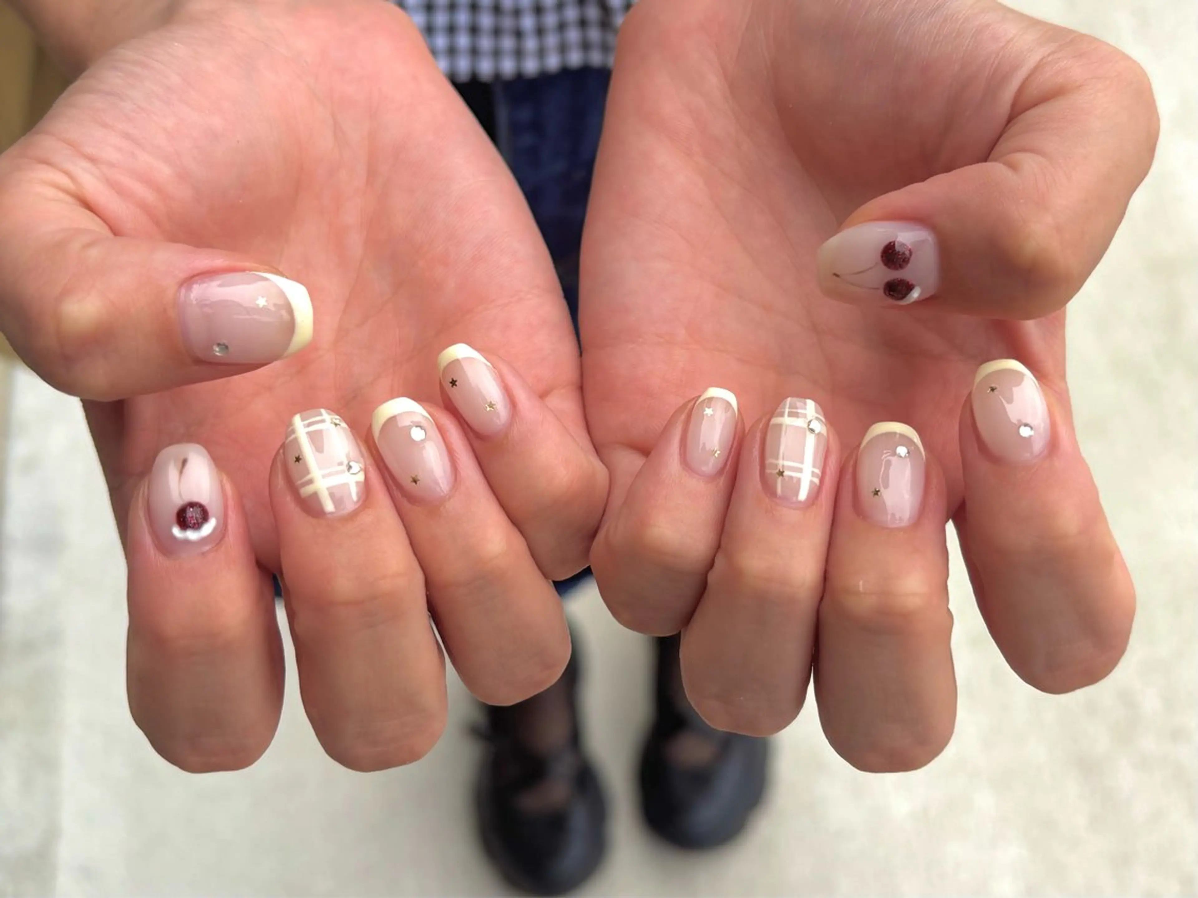 ネイル フレンチネイル 黄色 nayu nailのネイルデザイン