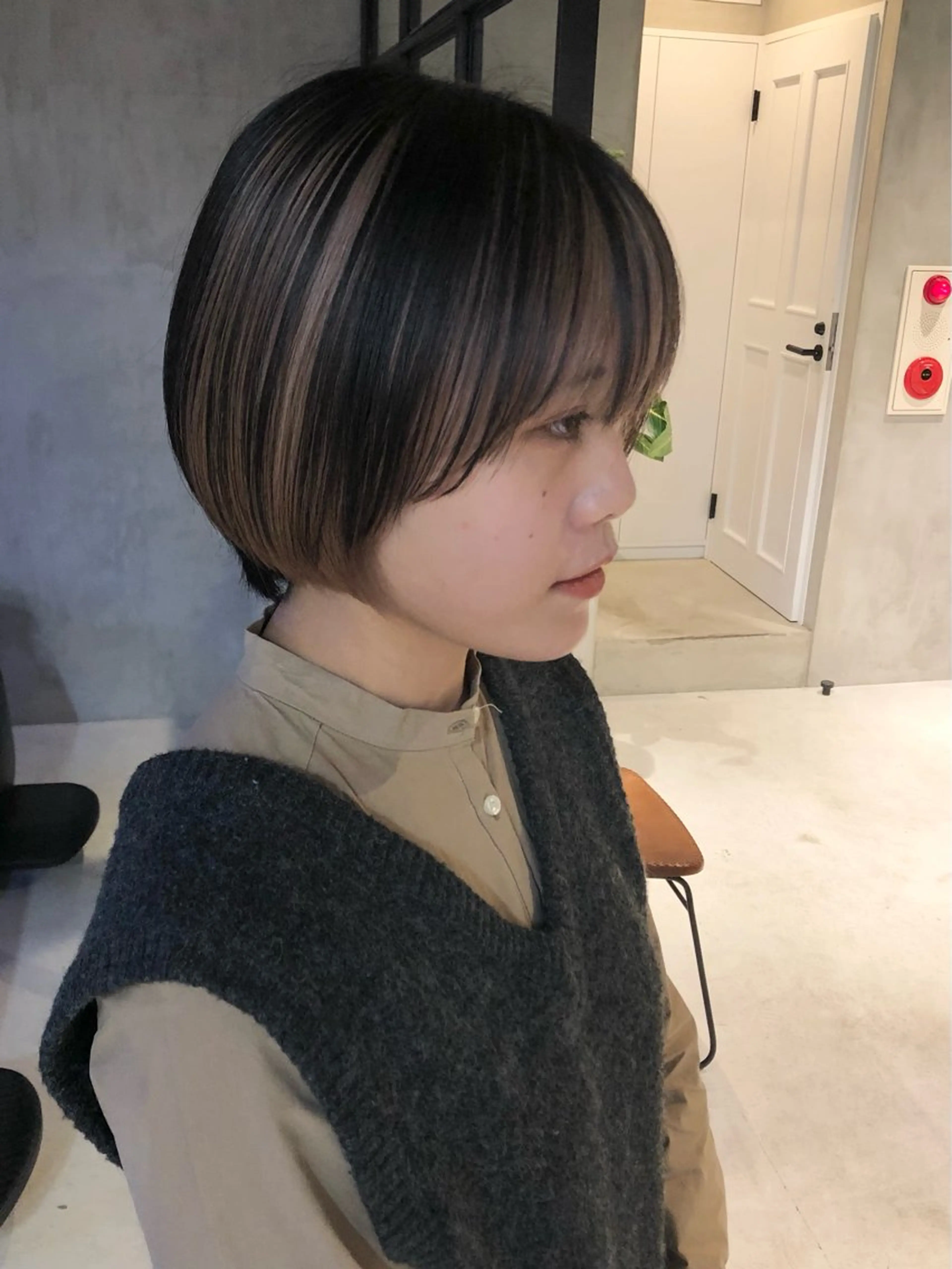 ショート カラー パーマ ヘアアレンジ ハンサムショート 丸みショート くびれヘア ショートヘア ショートヘア原宿 fifth コシのヘアスタイル