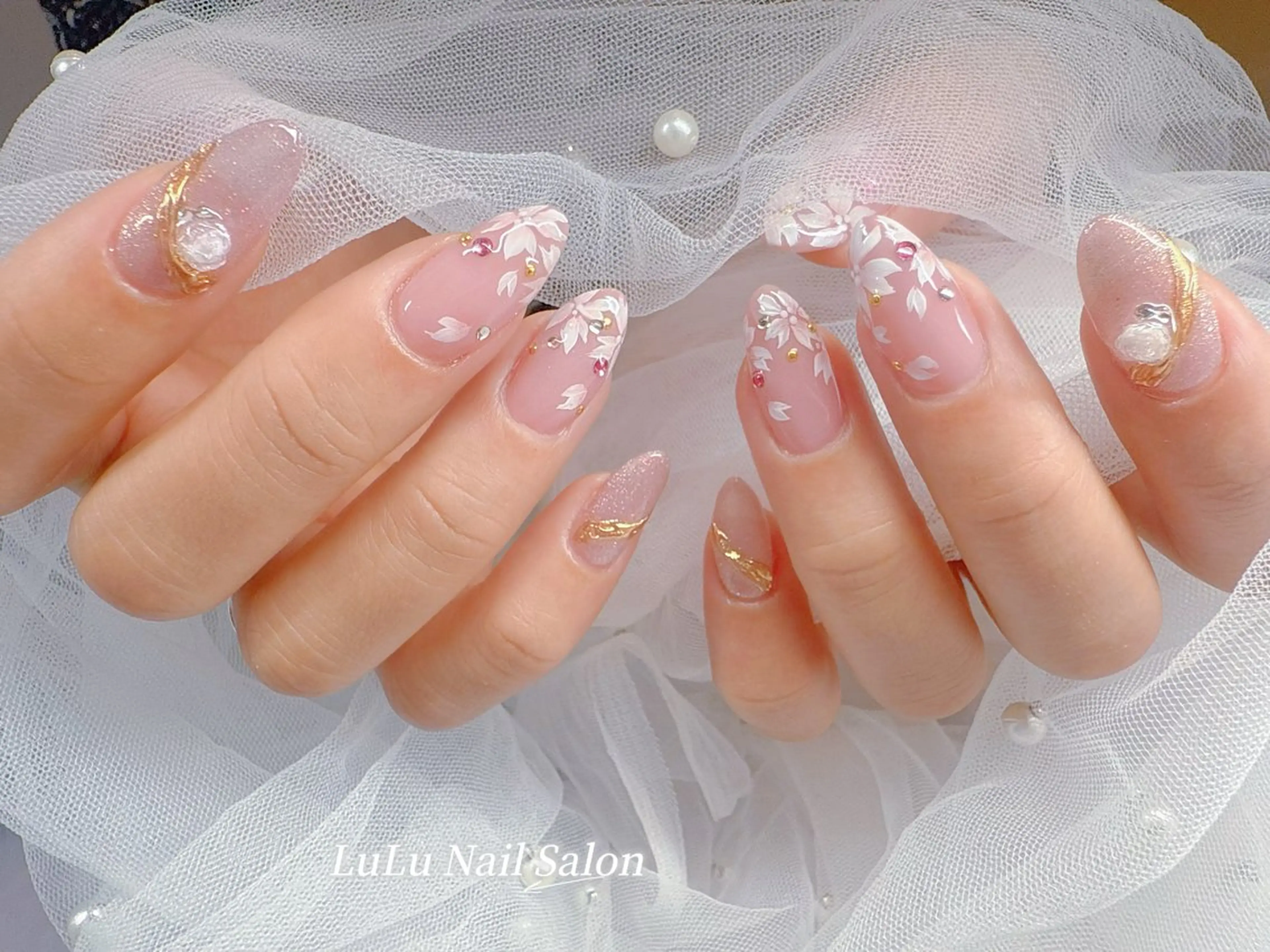 ネイル ハンドネイル LU LU NailSalonのネイルデザイン
