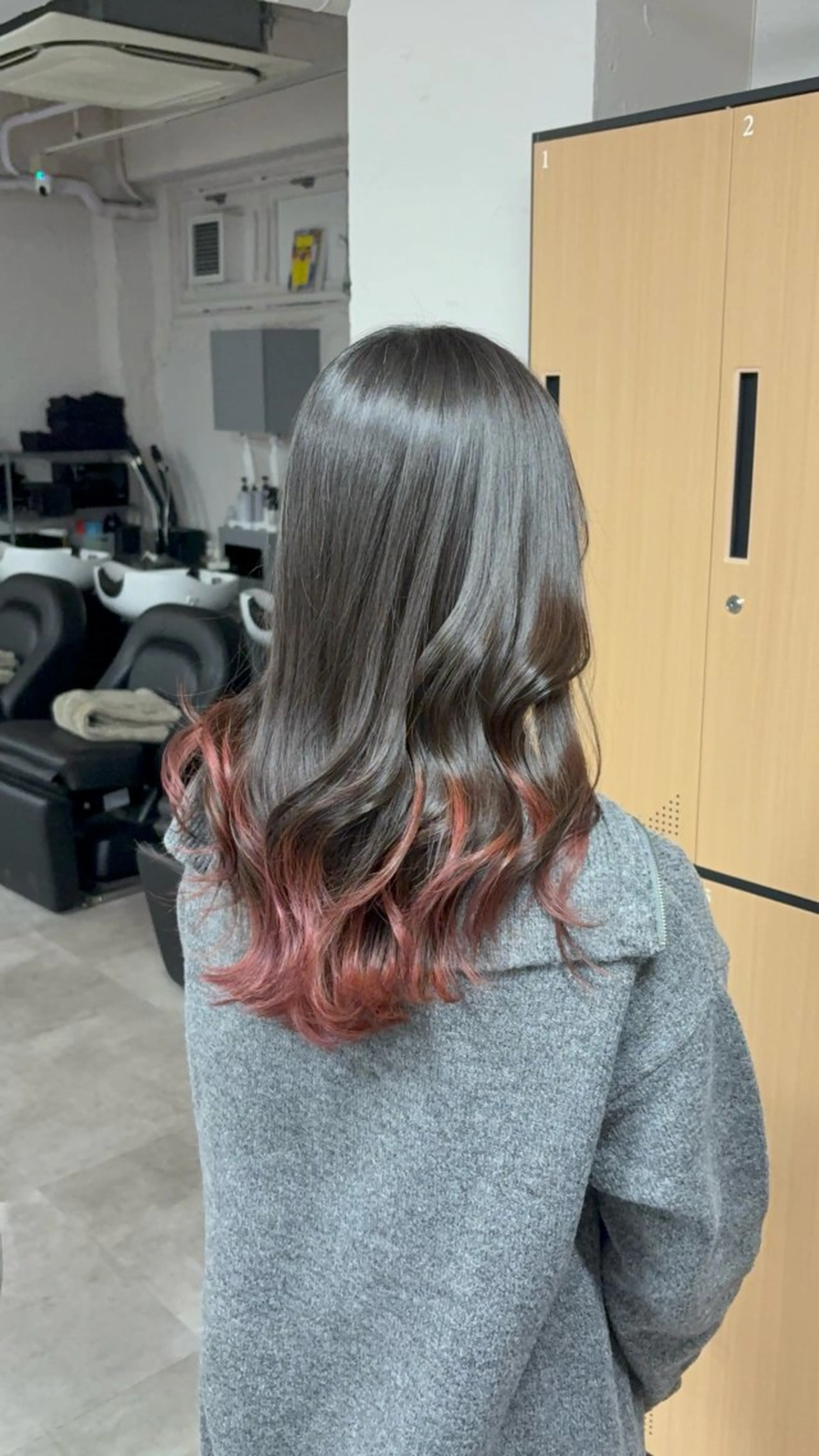 セミロング tokute 中野真咲🐺のヘアスタイル