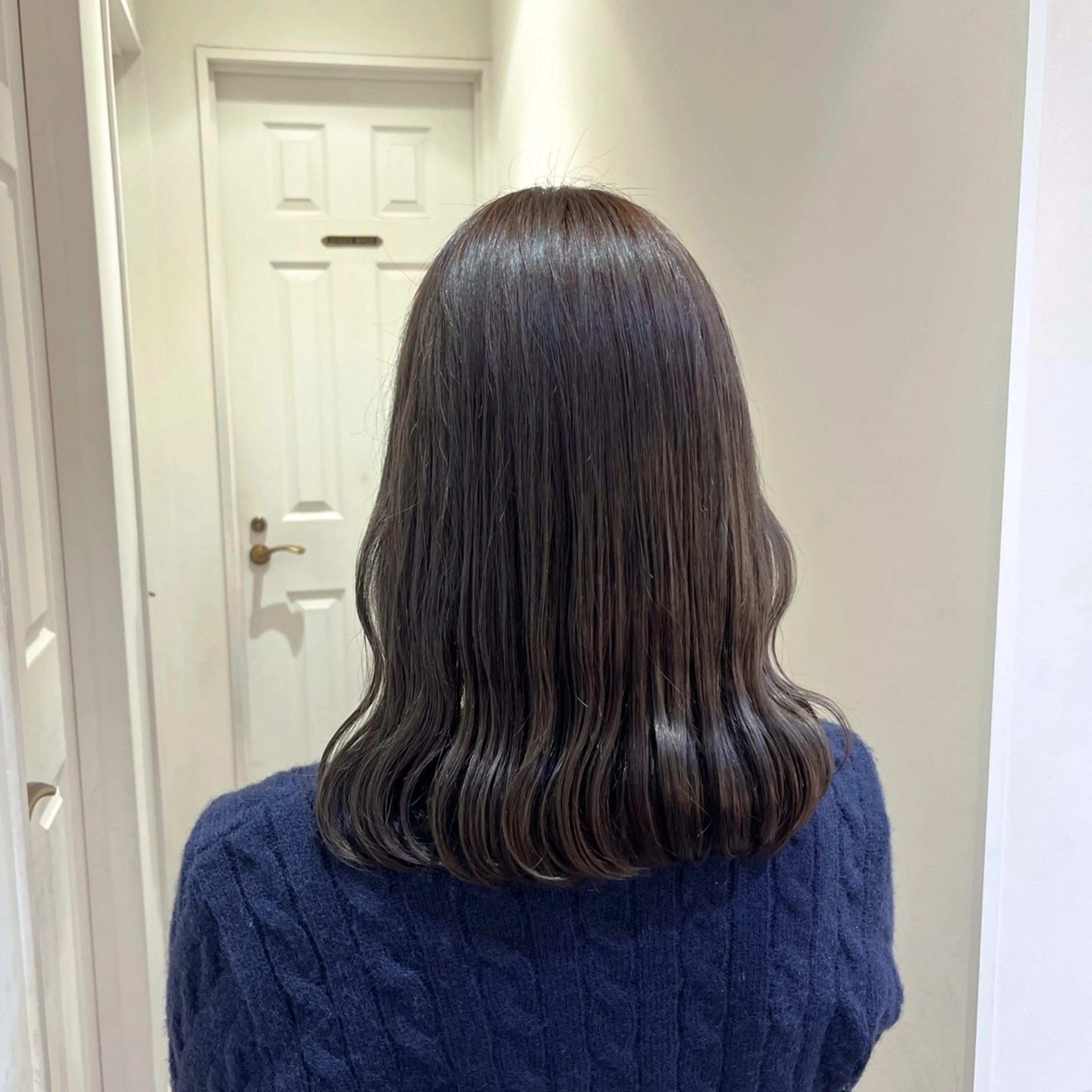 カラー 透明感カラー グレージュ オリーブグレージュ オリーブグレー エクステ🎀 暖色カラー🎀amiのヘアスタイル