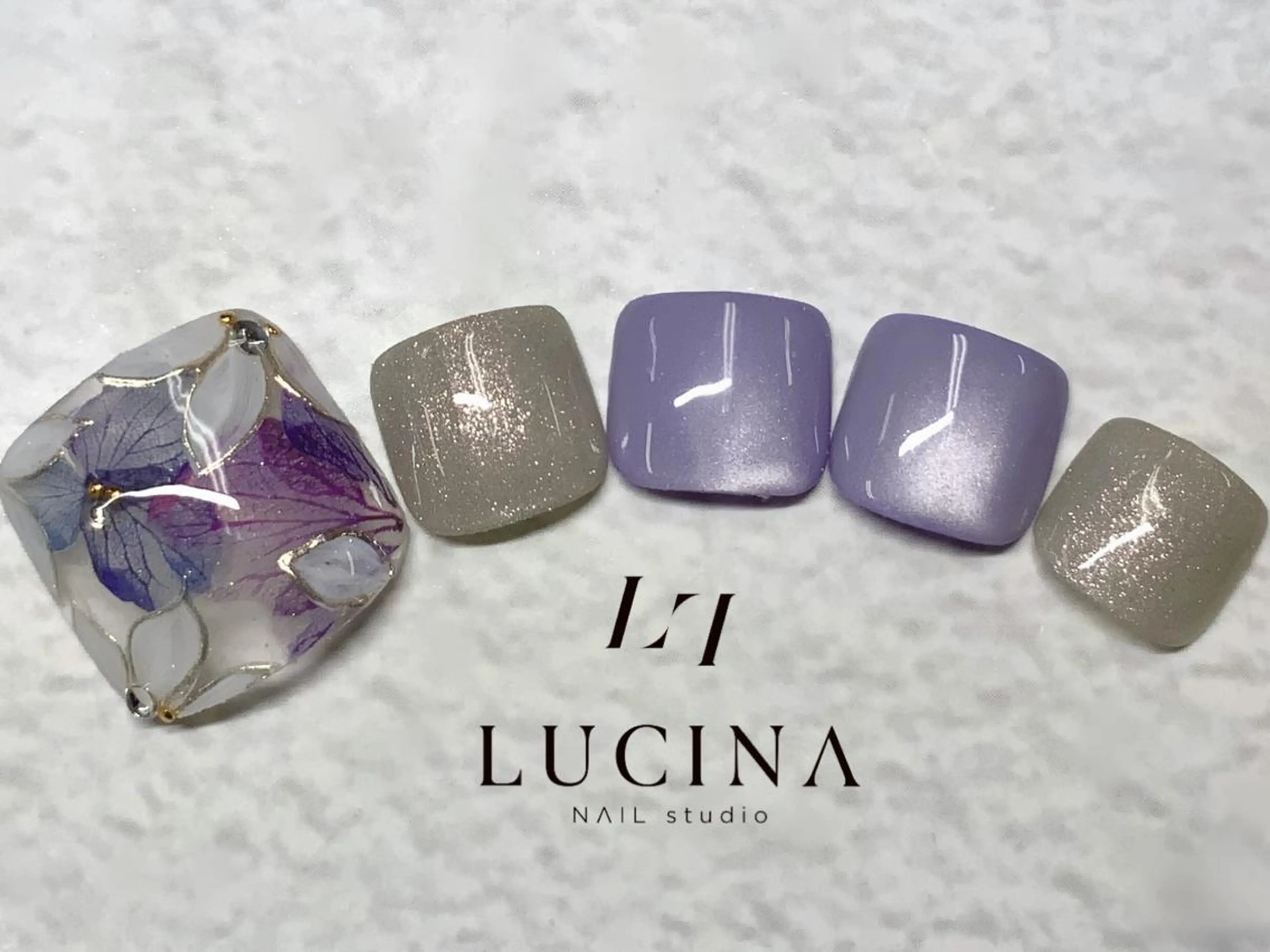 ネイル クリアネイル 長さ出し フットネイル フレンチネイル ジェルネイル フットネイル 新橋 ルキナ スタッフのネイルデザイン