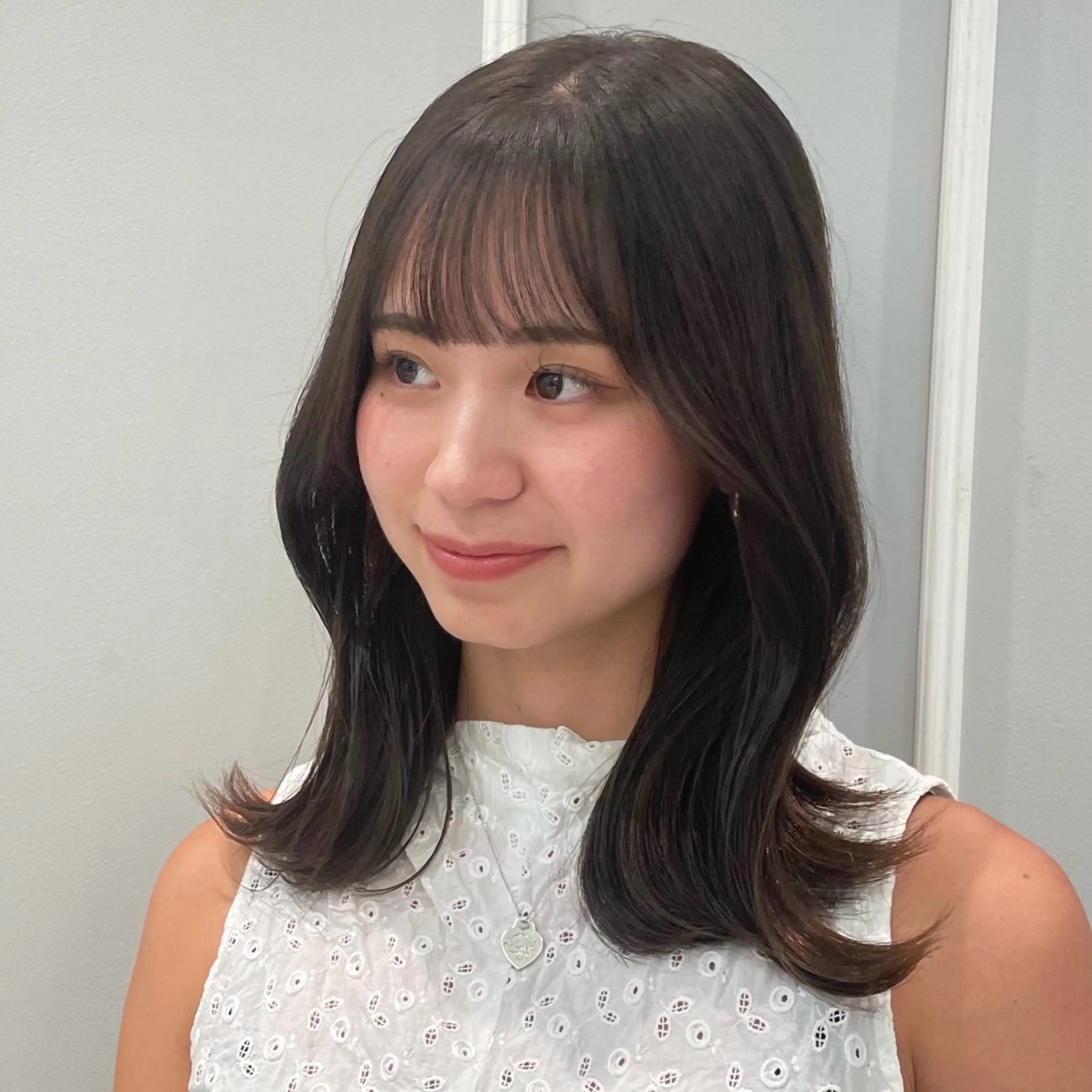 セミロング カット ヘアカラー トリートメント 🩶赤み消しカラー 🐈‍⬛荻野美思🐾のヘアスタイル