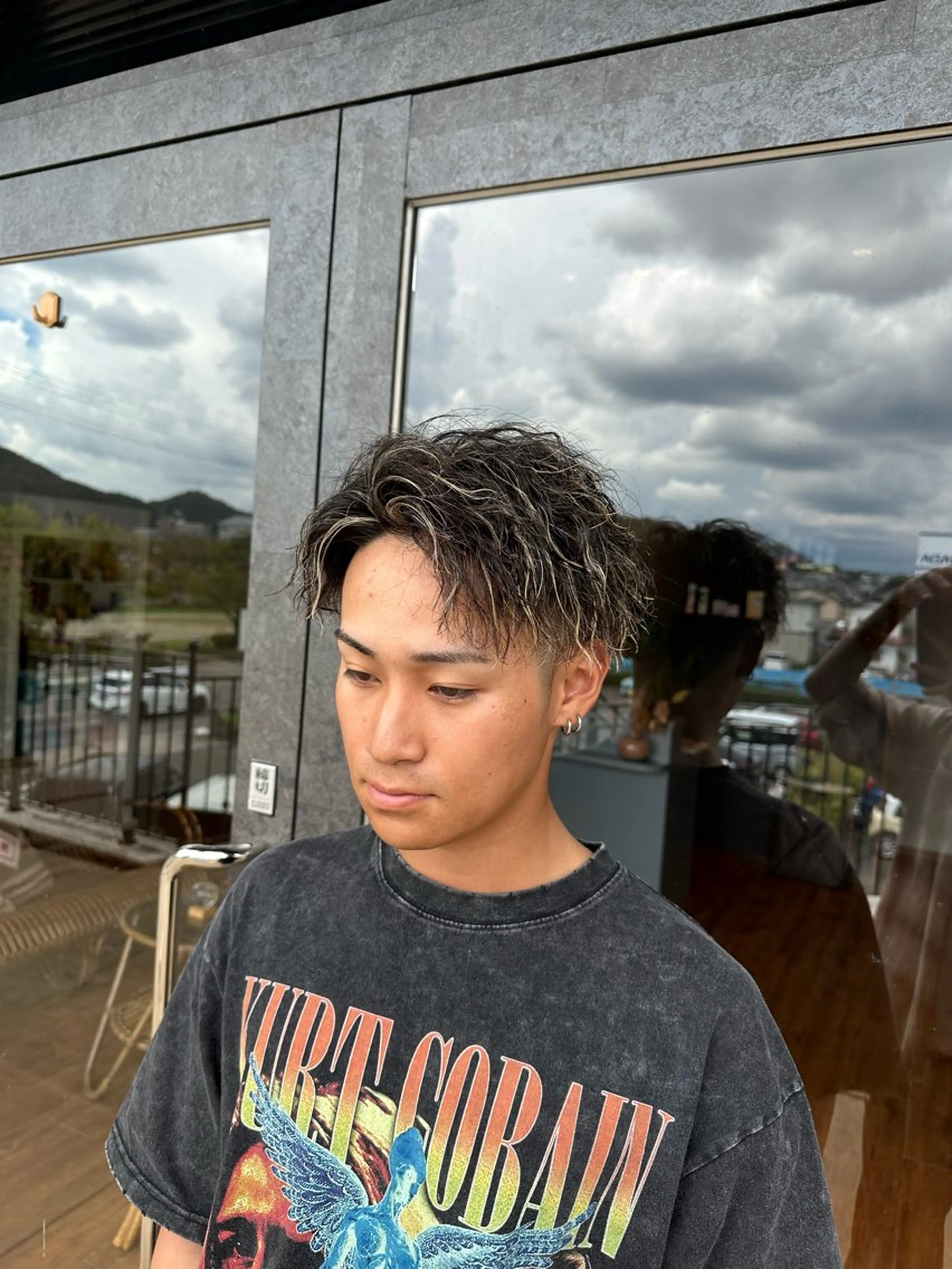 カラー パーマ メンズ メンズメッシュ メッシュ 鵜飼 真伍のヘアスタイル
