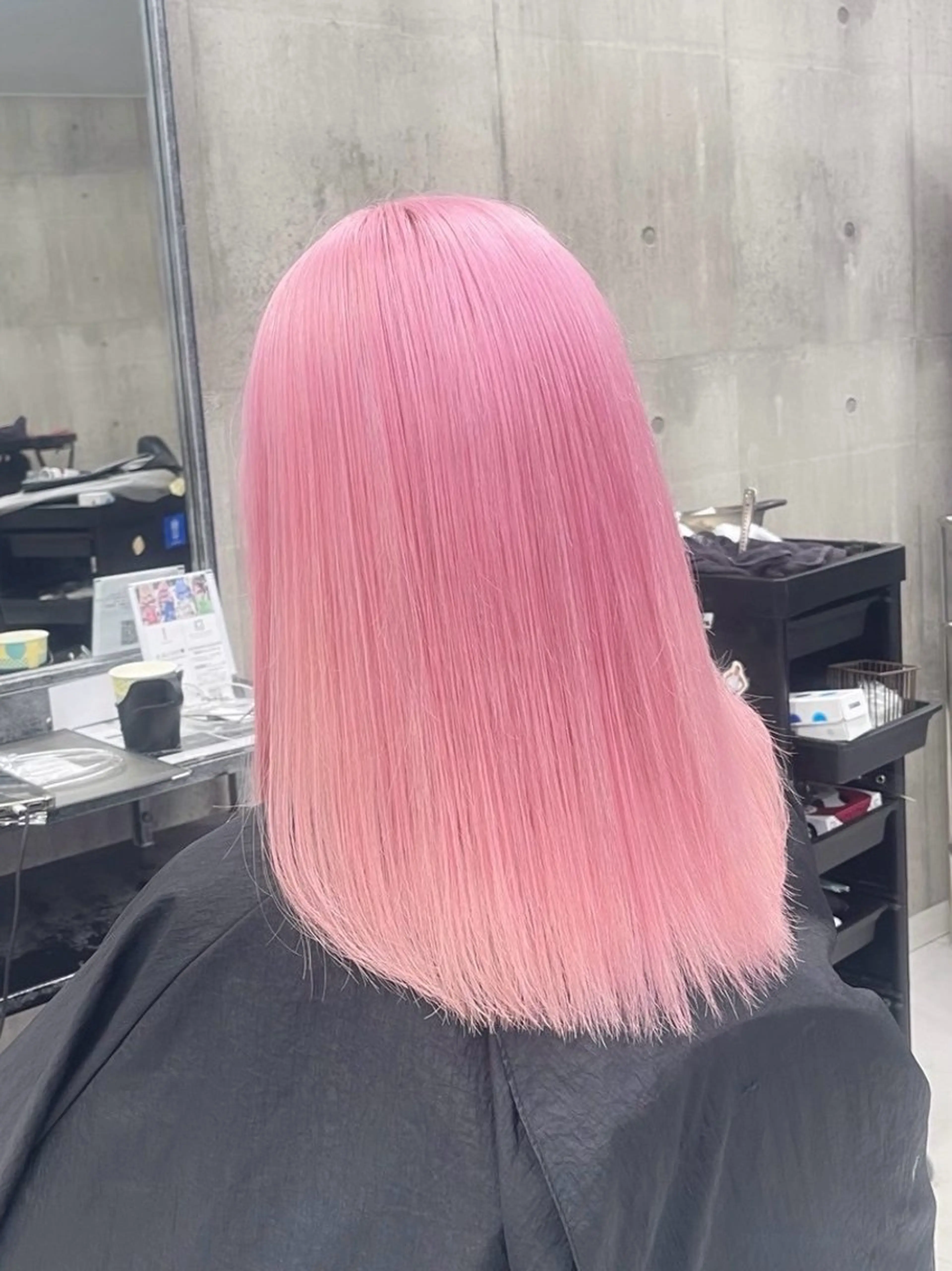 セミロング カラー パーマ ヘアアレンジ メンズ キッズ ヘアカラー トリートメント レイヤー×ハイトーン / mihana🪐のヘアスタイル