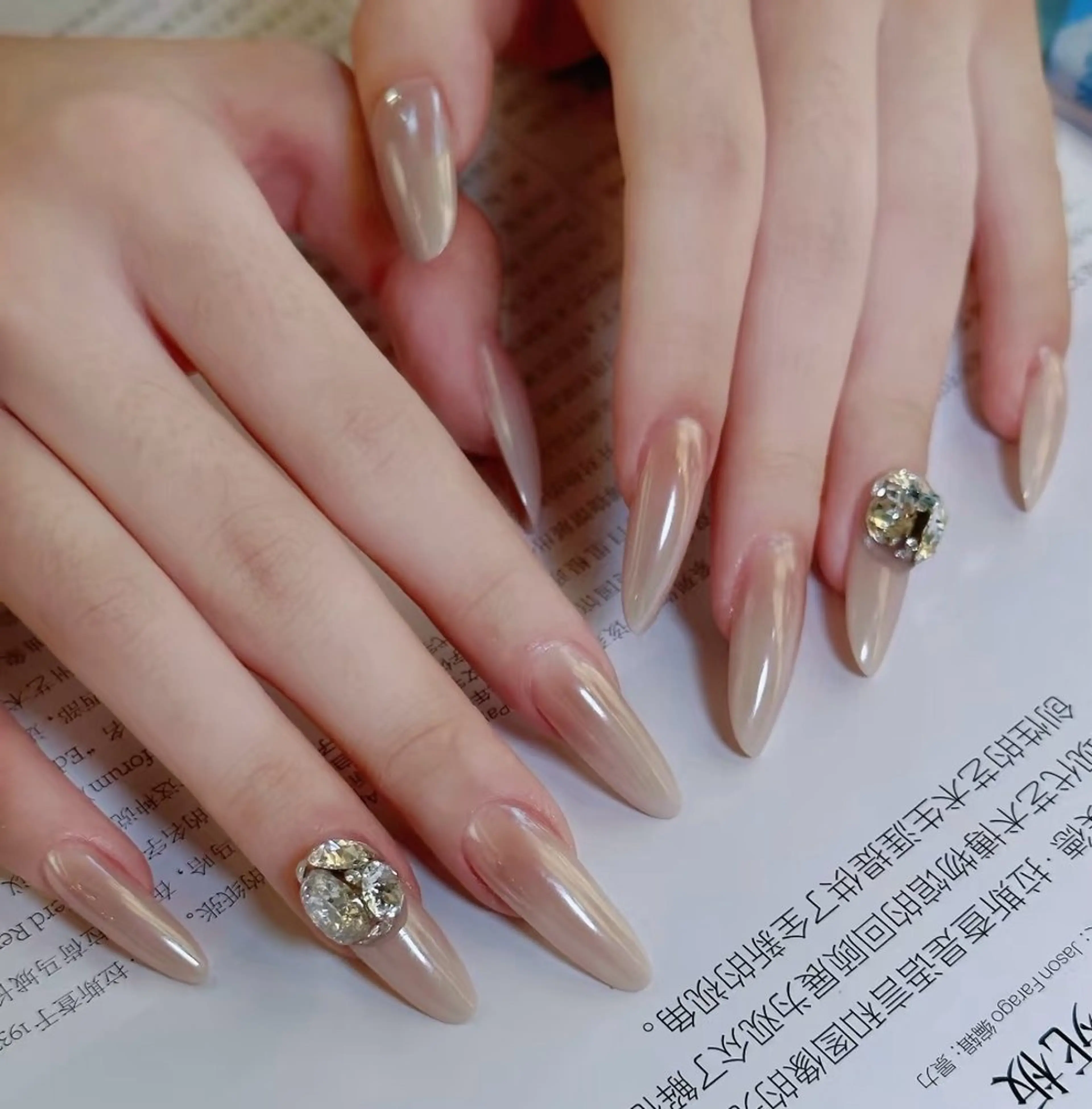 ネイル 高木 維麗絲のネイルデザイン