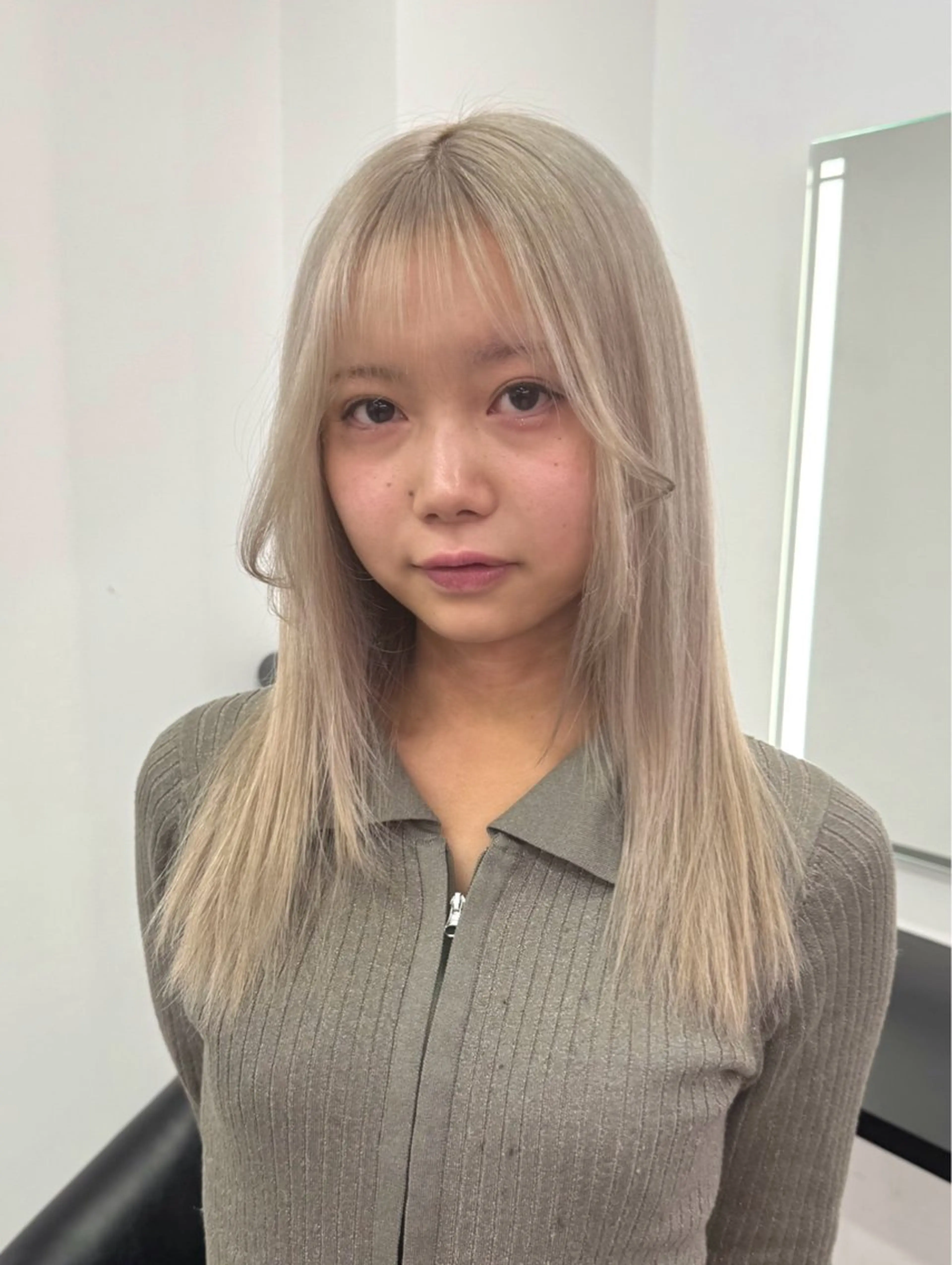 ミディアム カラー 池袋/カラー/ リオナのヘアスタイル