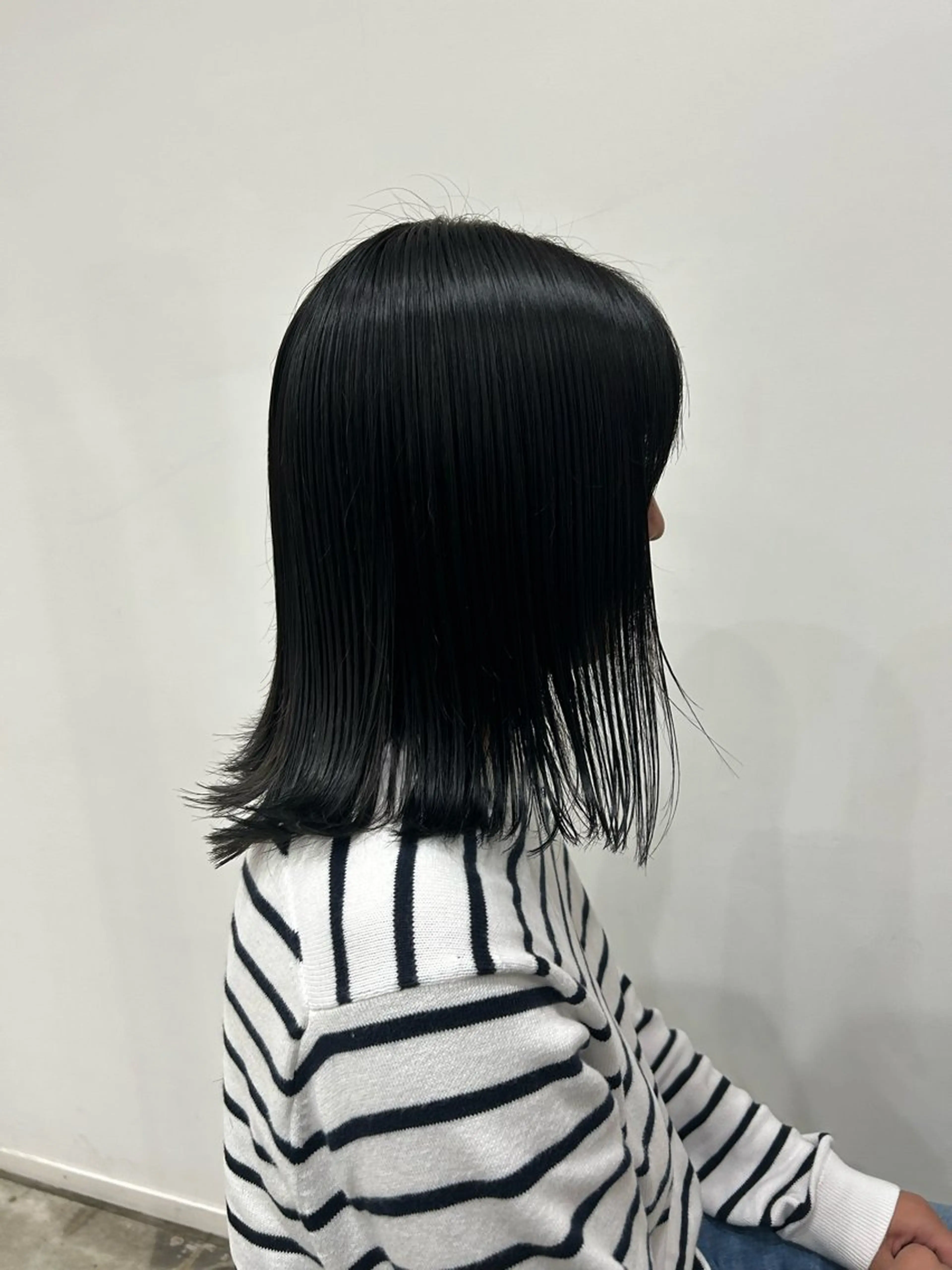 ミディアム カット ヴァンキャトル 山口裕真のヘアスタイル