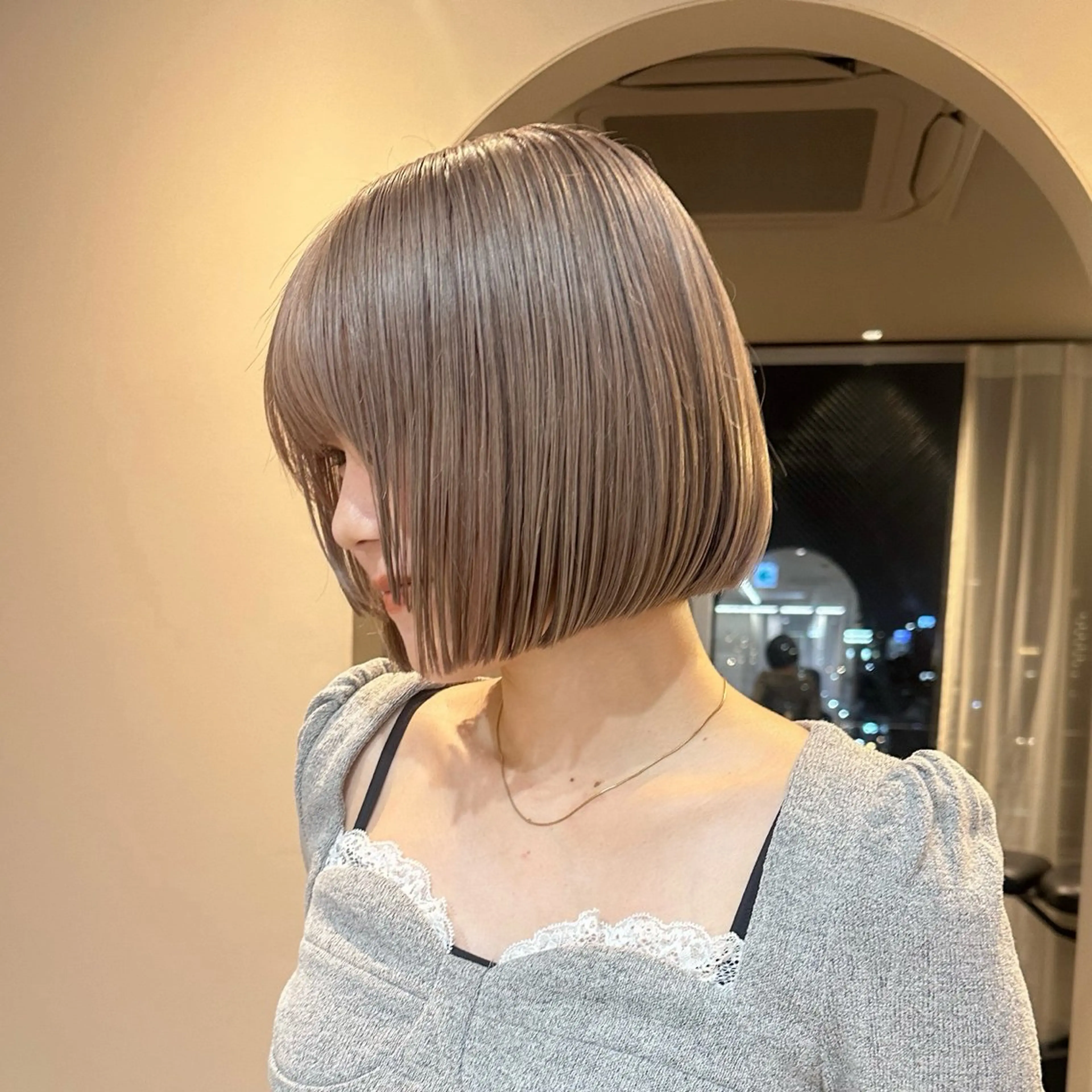 ショート カラー ベージュカラー ブリーチ ボブ ボブ/色素薄めカラー RISAのヘアスタイル