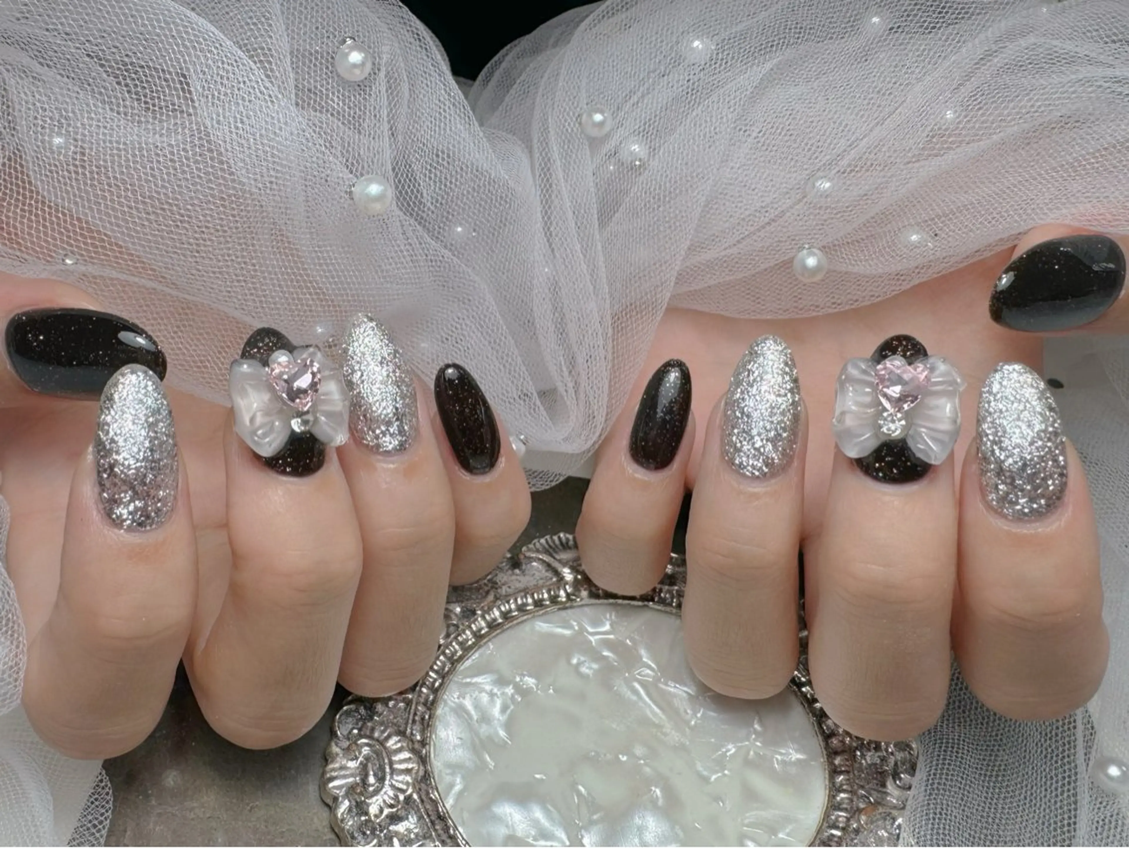 ネイル ハンドネイル マジック ミラーのネイルデザイン