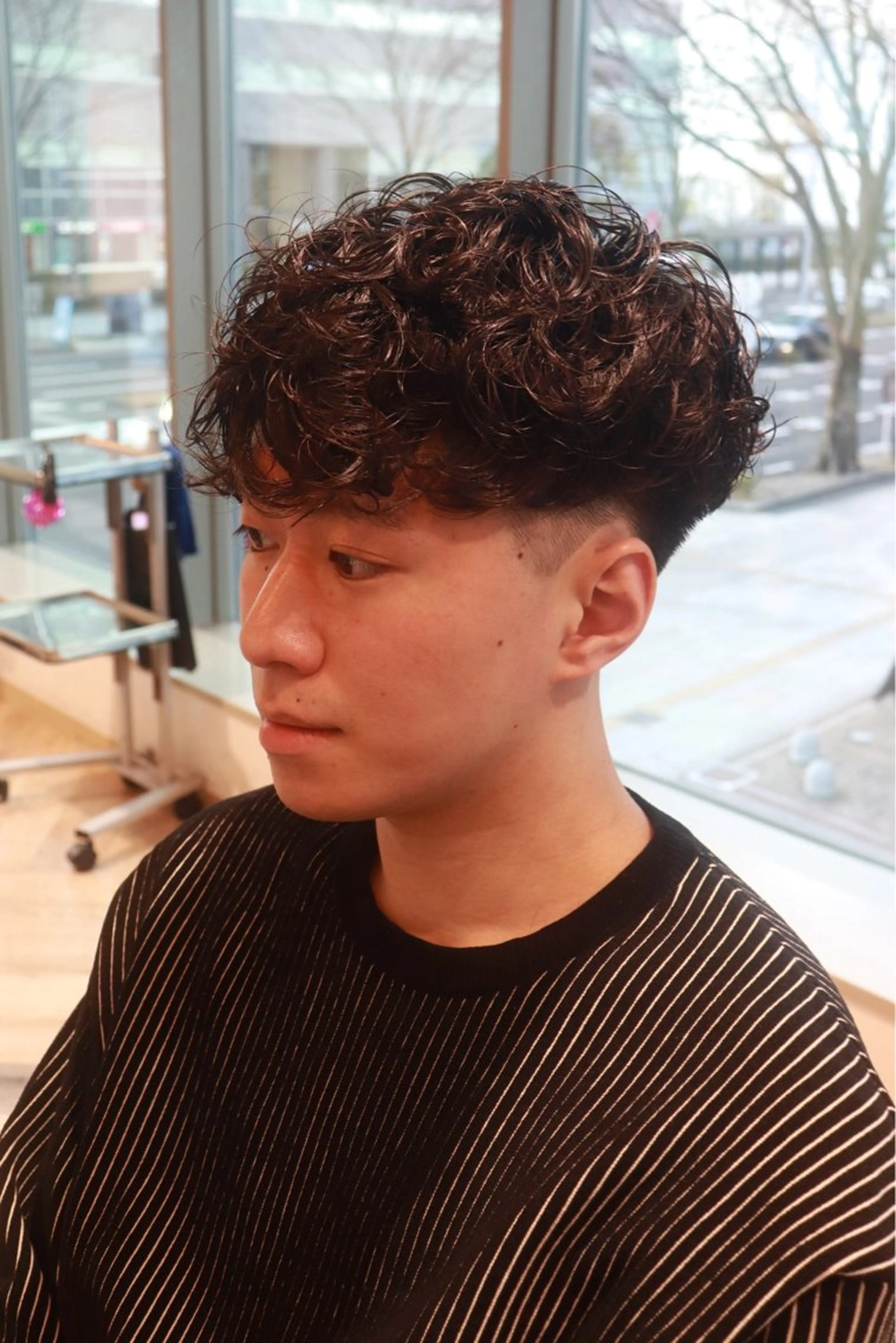 パーマ メンズ メンズパーマ スペインカール カット パーマ Yamada Ami🪐のヘアスタイル