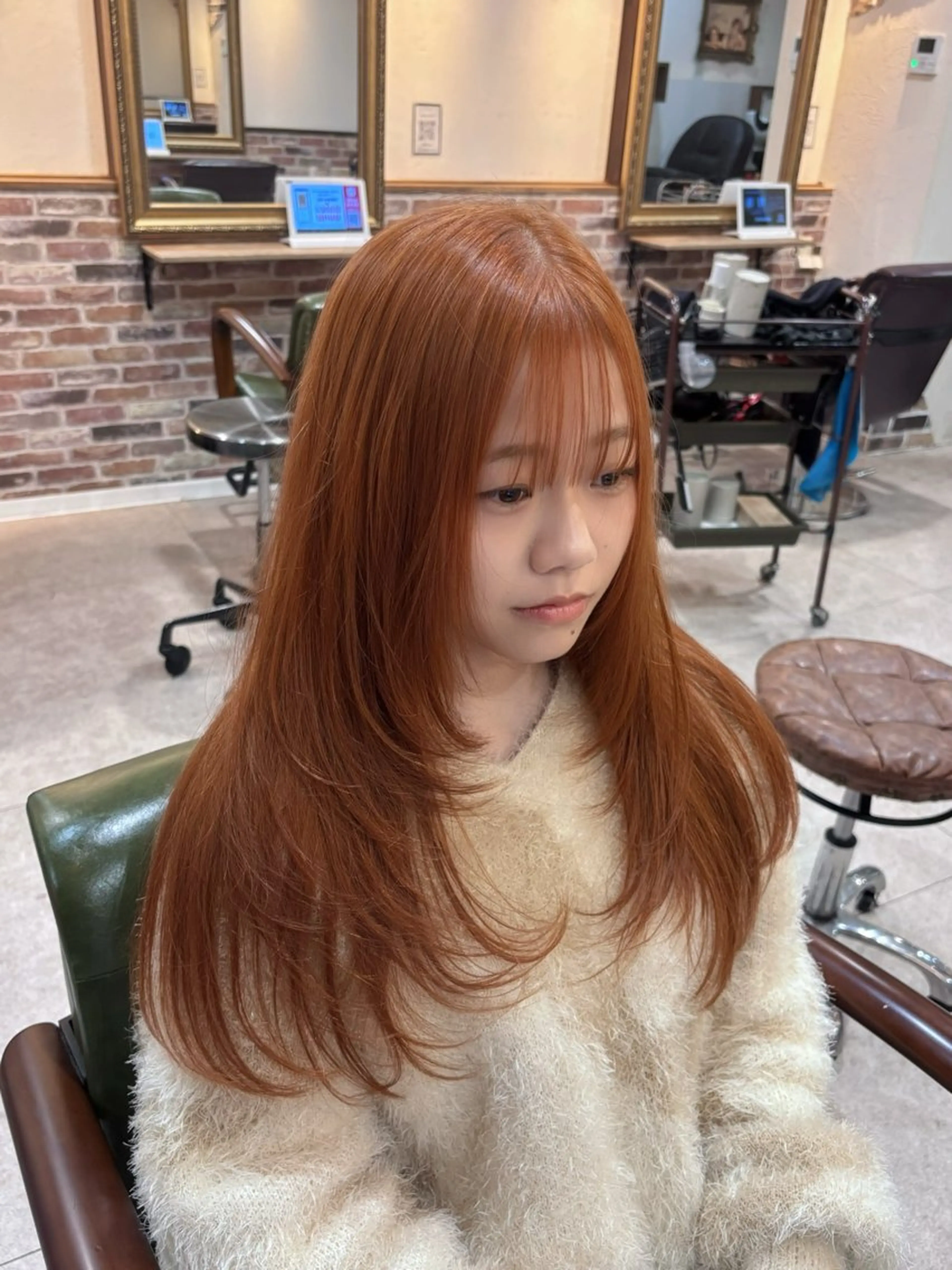 ロング カラー ベージュカラー オレンジ オレンジベージュ カット ヘアカラー 越冨　レイヤー/ 顔周り特化/髪質改善のヘアスタイル