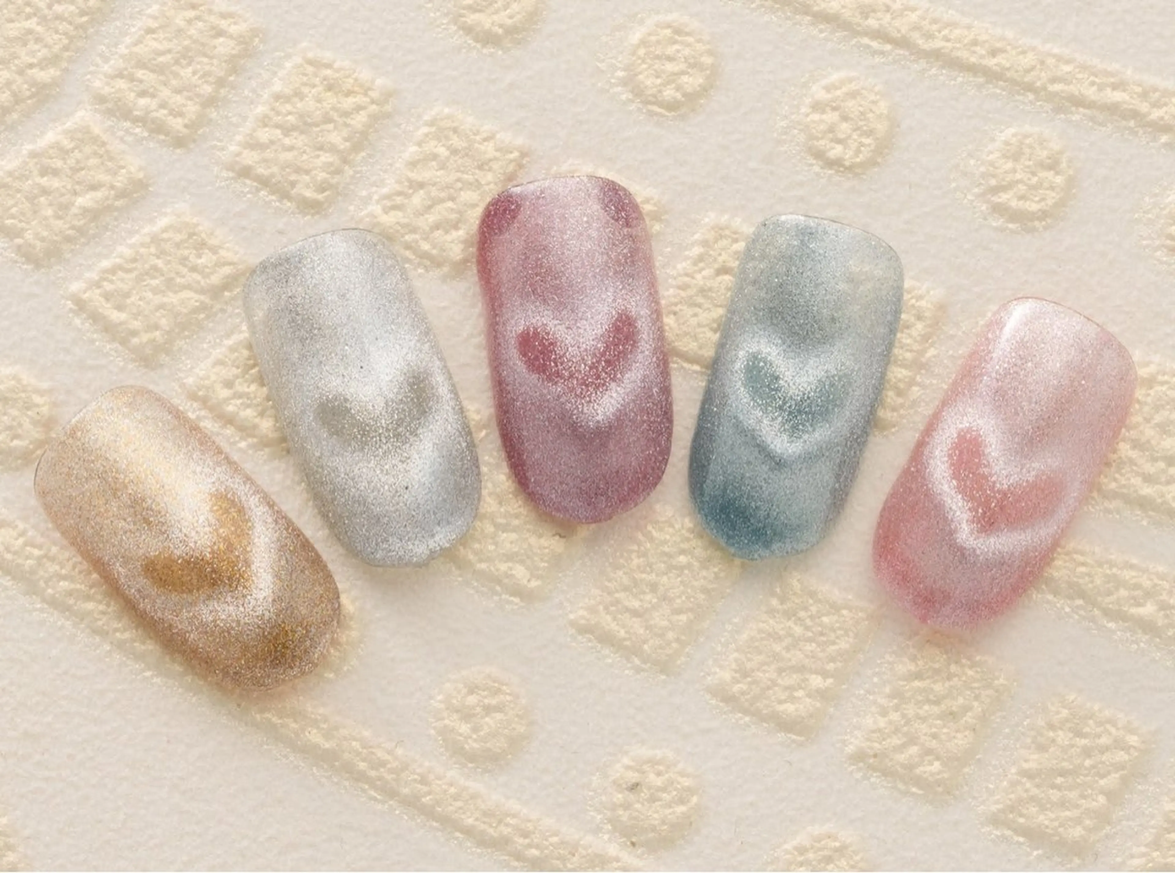 ★新規★【初回ソフトジェルオフ代無料】💝ハートマグネットネイル🧲💕【今トレンドのハートマグネットを格安10本💟】の写真