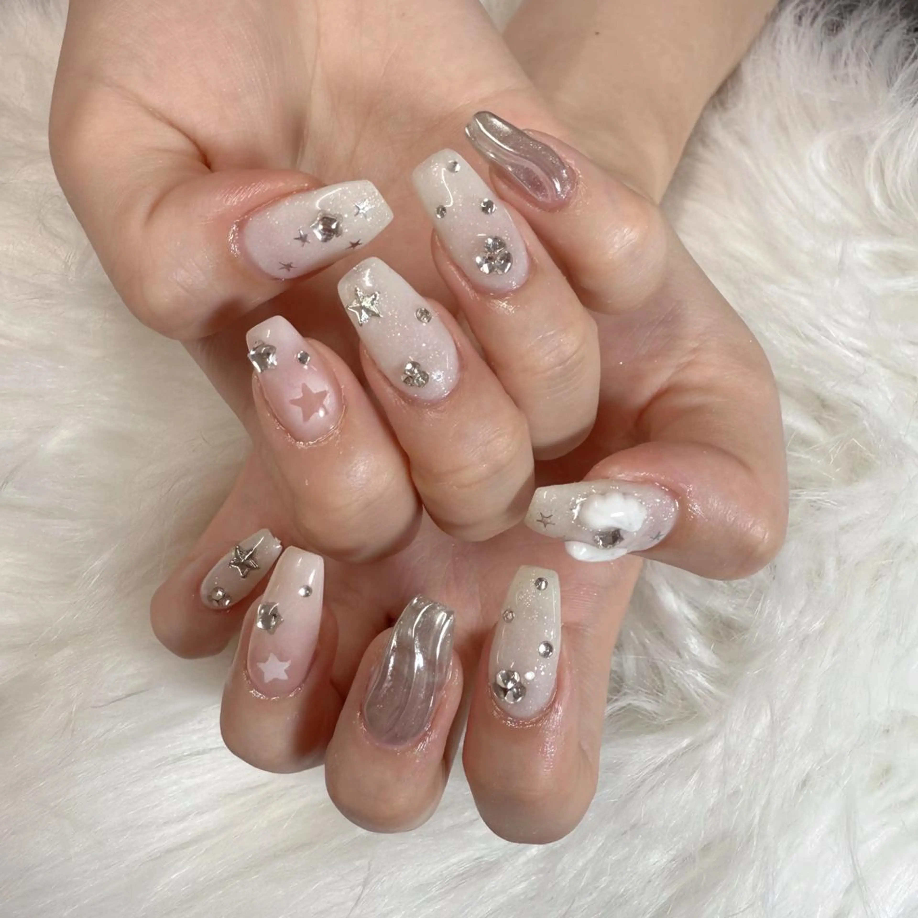 ネイル ハンドネイル 🎀nana🫧 ワンホンネイル🎀のネイルデザイン