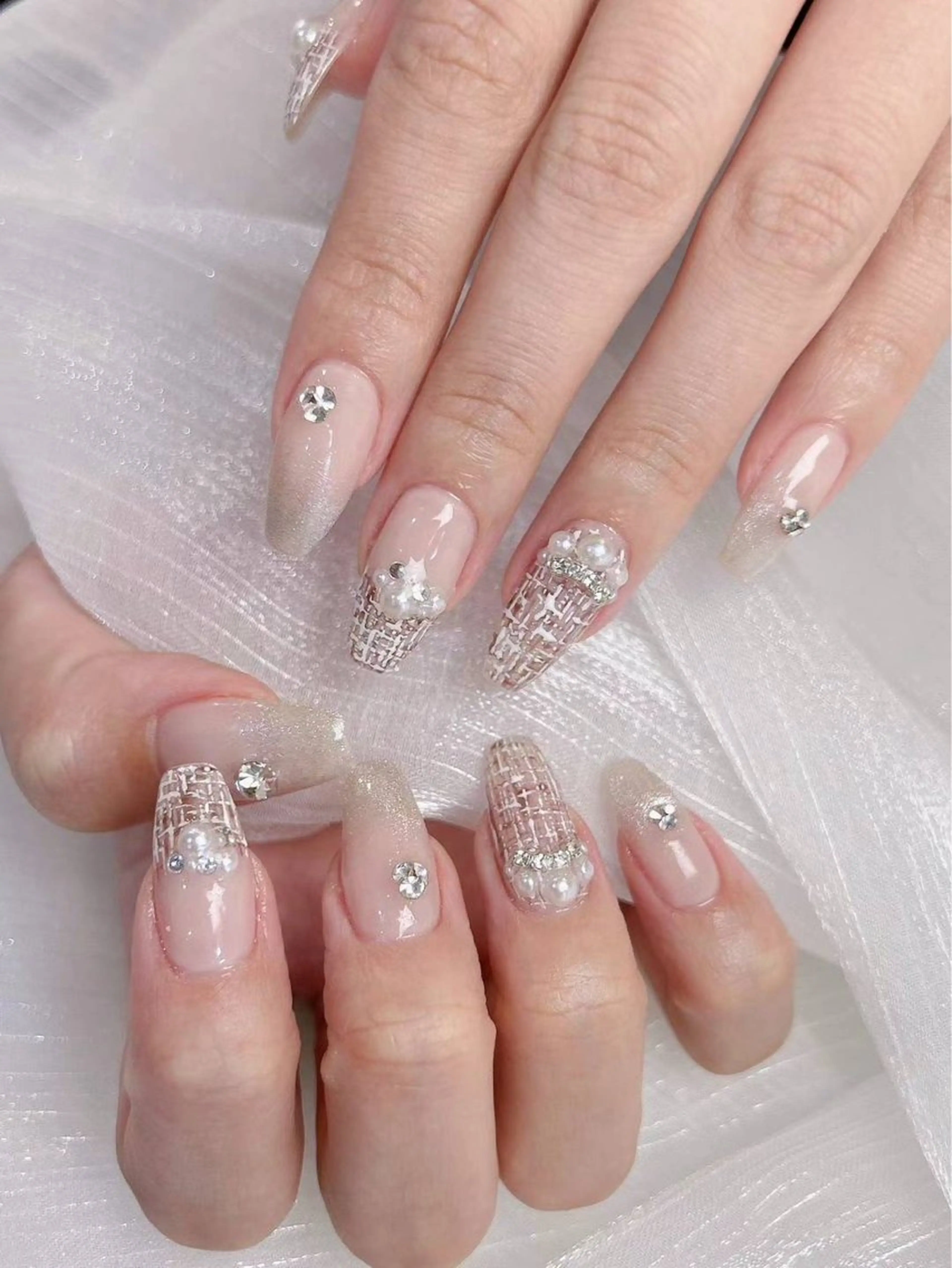 ネイル アートネイル フラワーネイル フットネイル ジェルネイル マグネットネイル Babarla nailのネイルデザイン