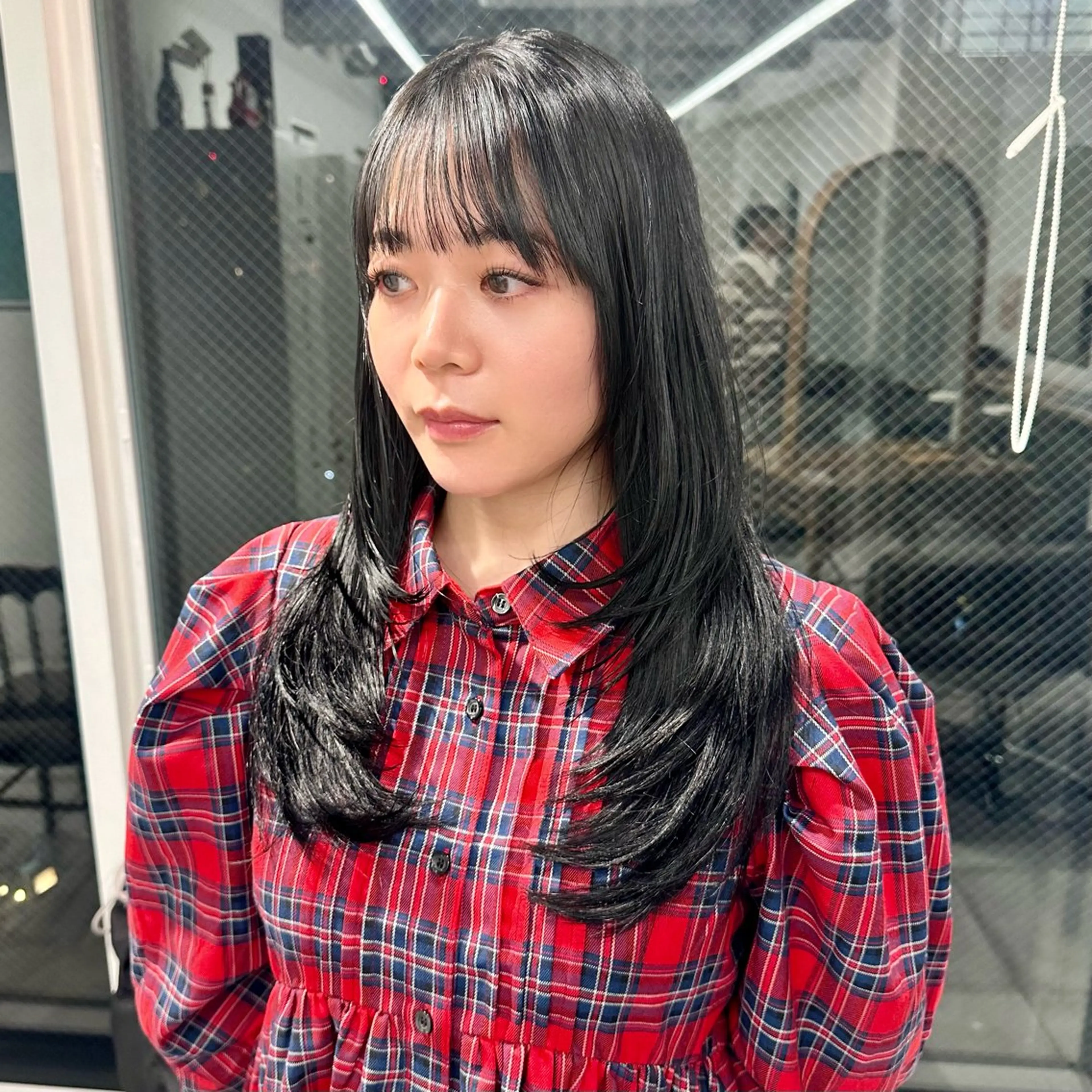 セミロング カラー ブリーチなし/レイヤ ー特化🌈Tommyのヘアスタイル