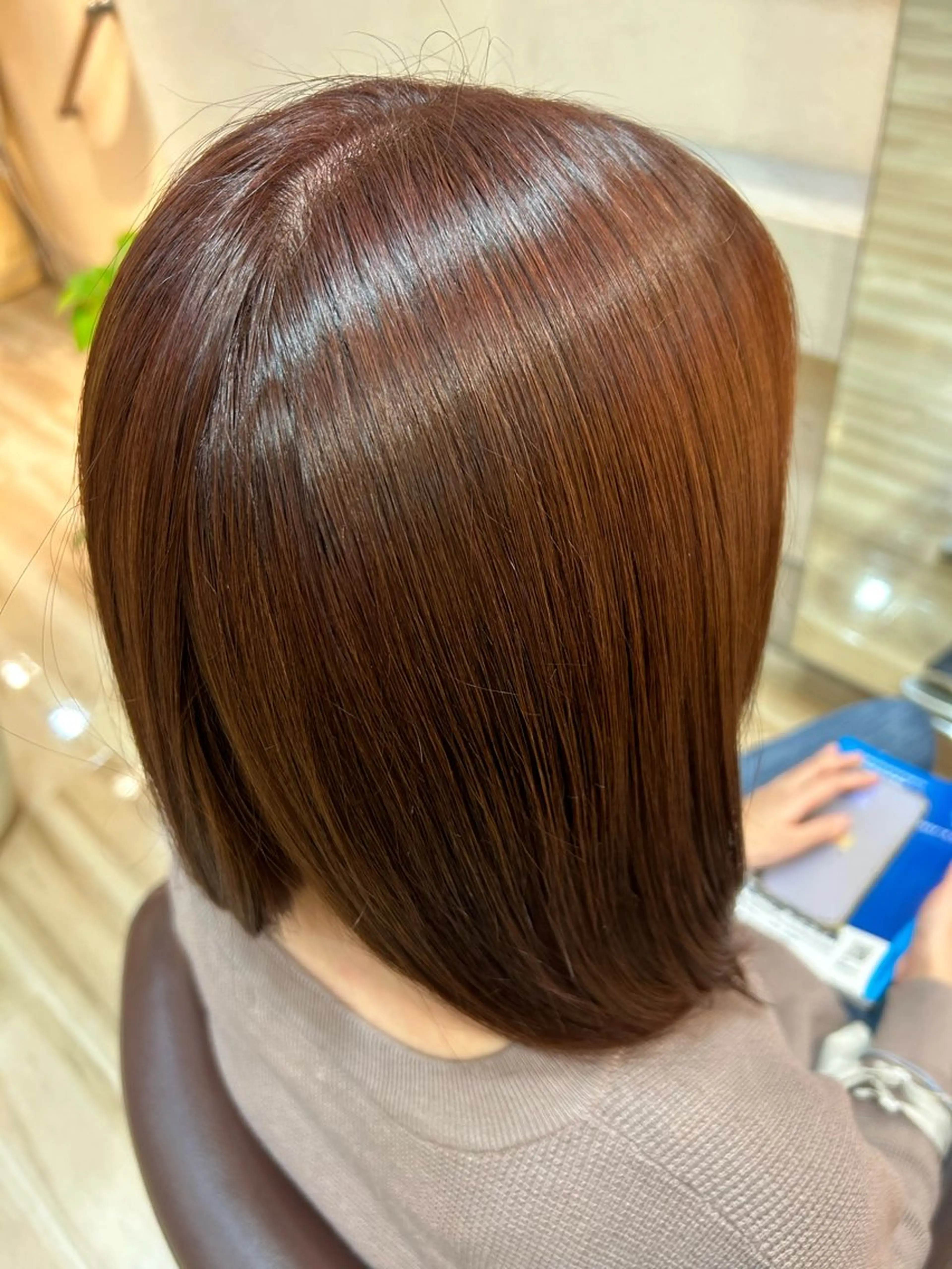 セミロング カラー ブリーチ ブラウンカラー ブリーチなしカラー ピンクカラー ピンクブラウン VISAGE a.c.t所属・齋藤 菜々実のヘアスタイル