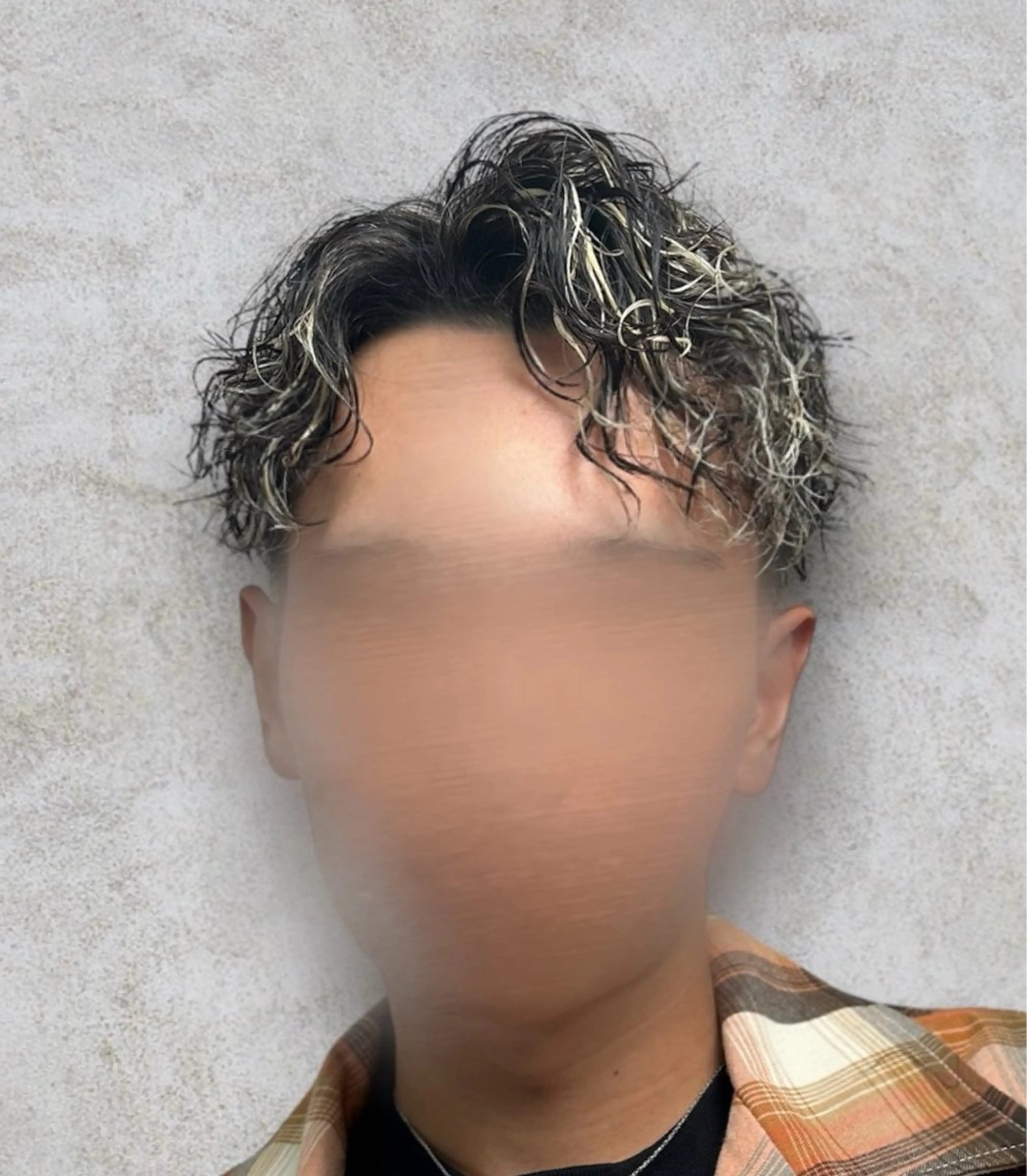 ショート カラー パーマ メッシュ 渋谷【メンズ職人】 ツイスパ・メッシュのヘアスタイル