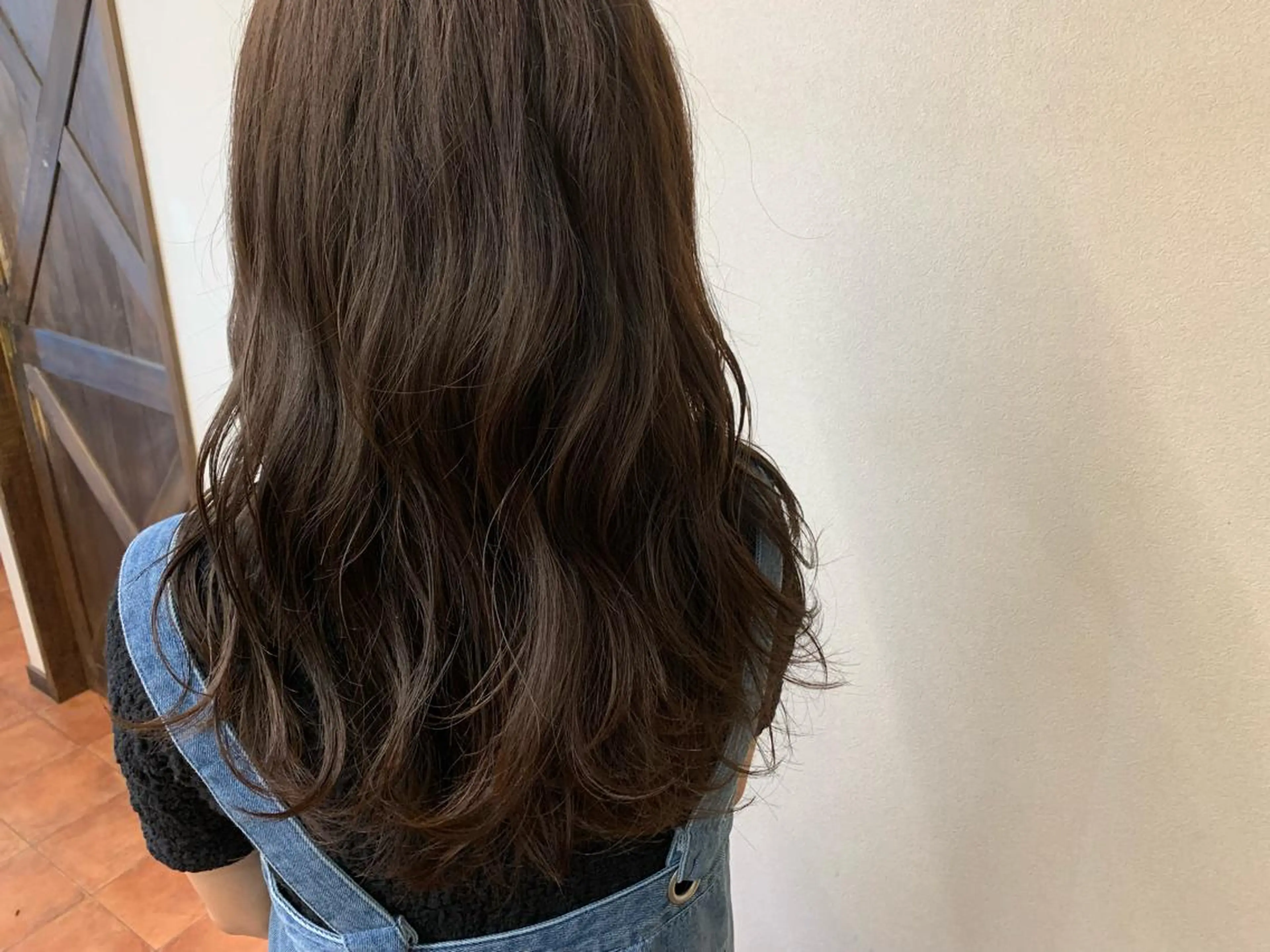 ロング カラー やまだ せりなのヘアスタイル