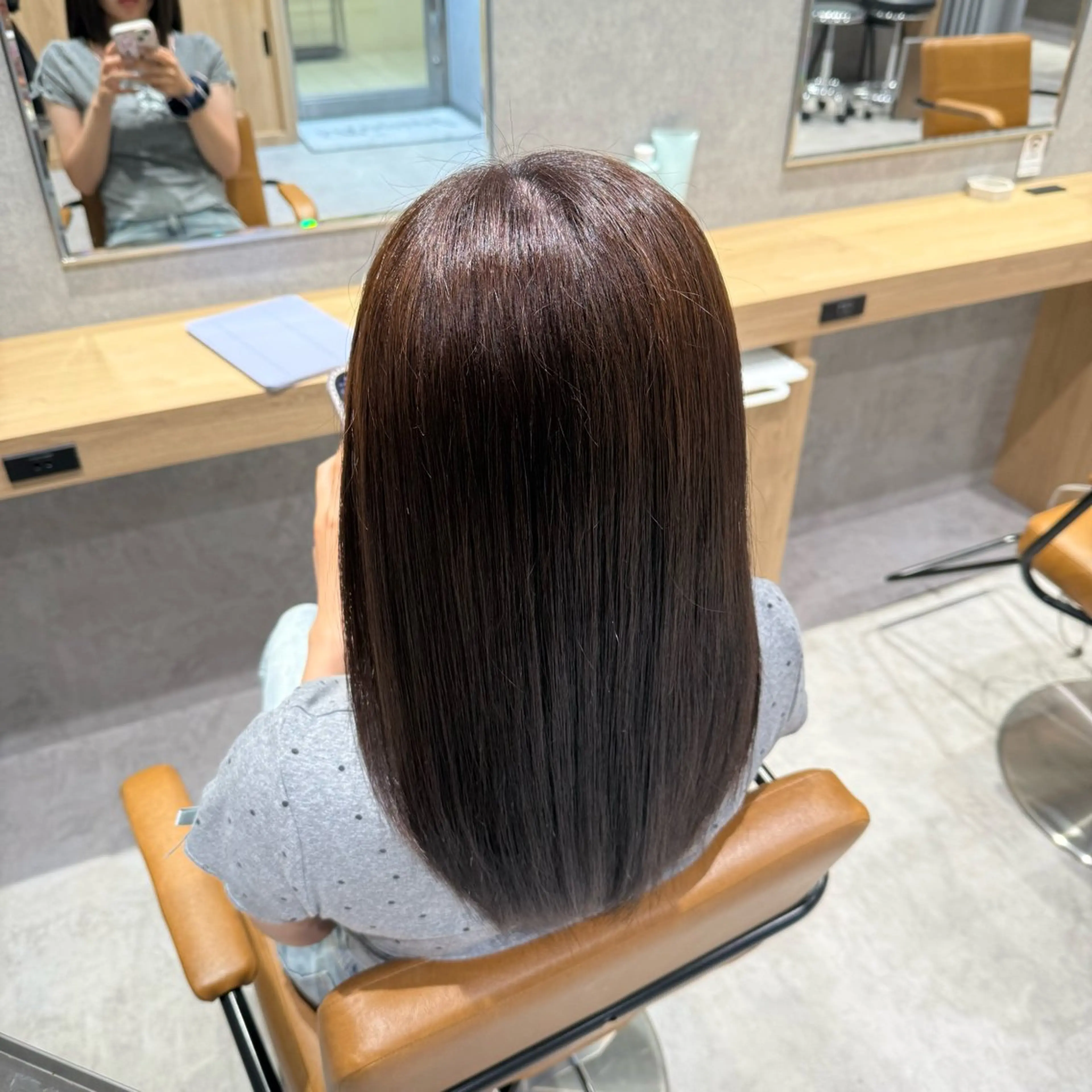 セミロング カラー ヘアカラー トリートメント YUZU 🤖💎のヘアスタイル