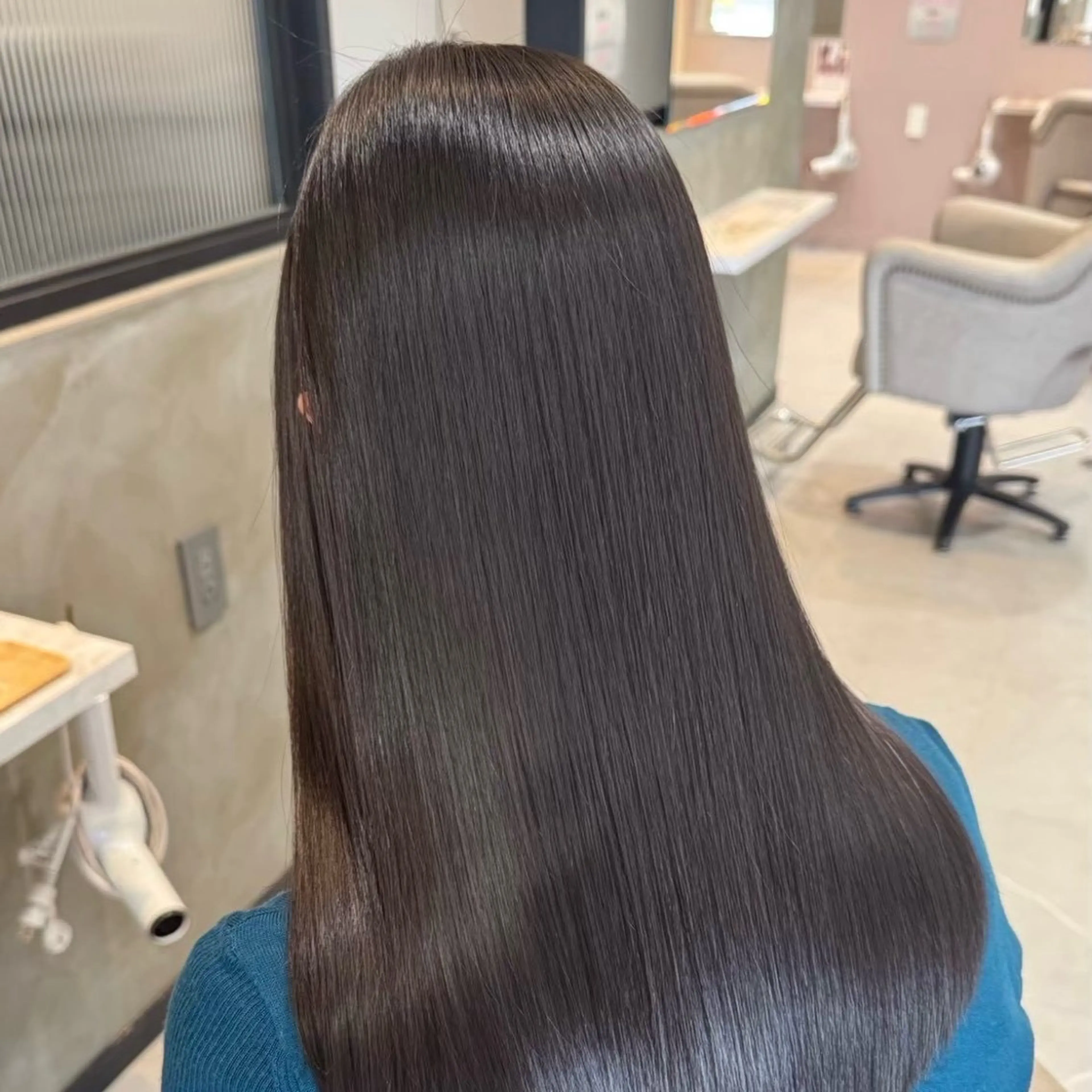 ロング 🖤韓国風カラー🩷 /ツヤ髪✨️ハルカのヘアスタイル