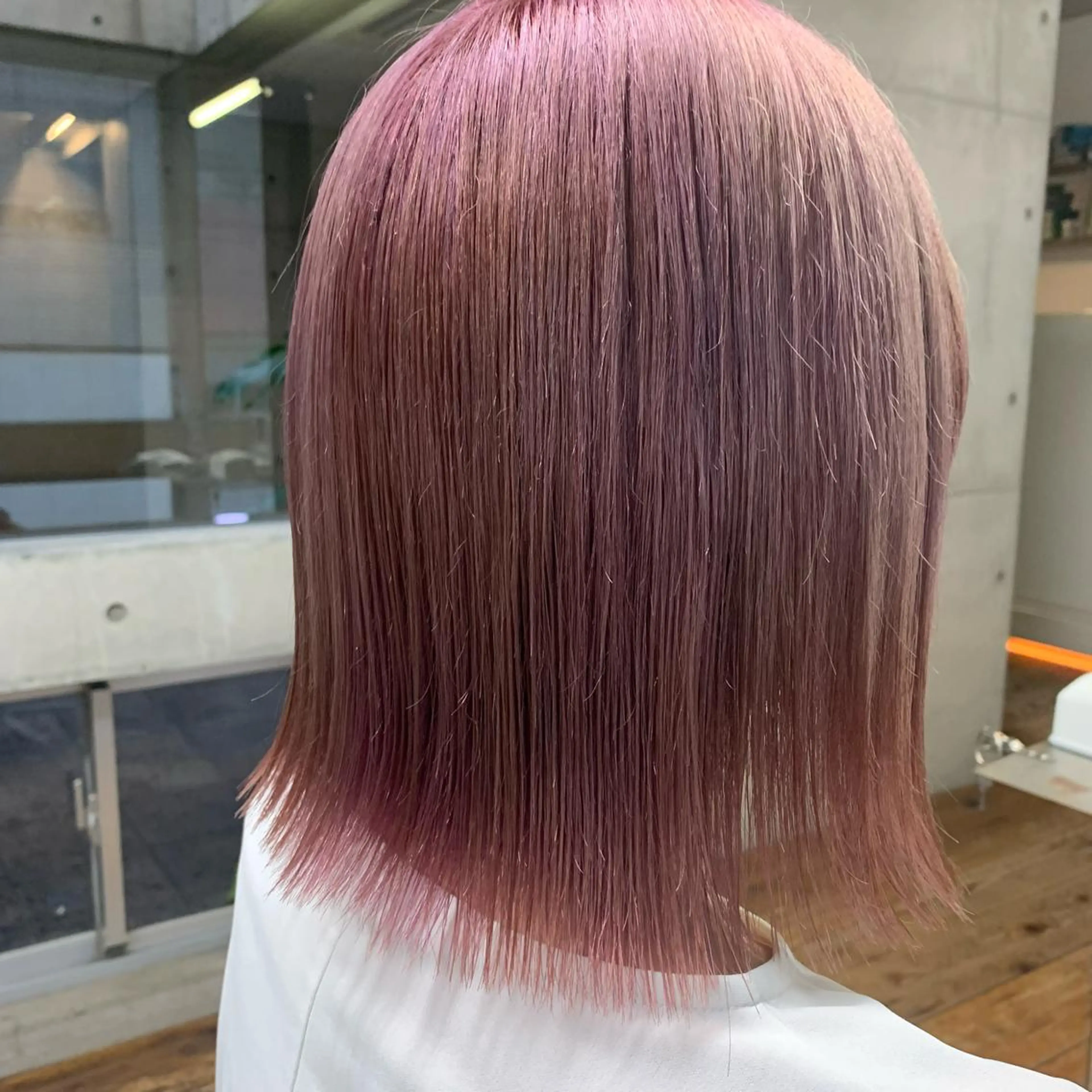 ミディアム ヘアカラー 西岡 優太のヘアスタイル