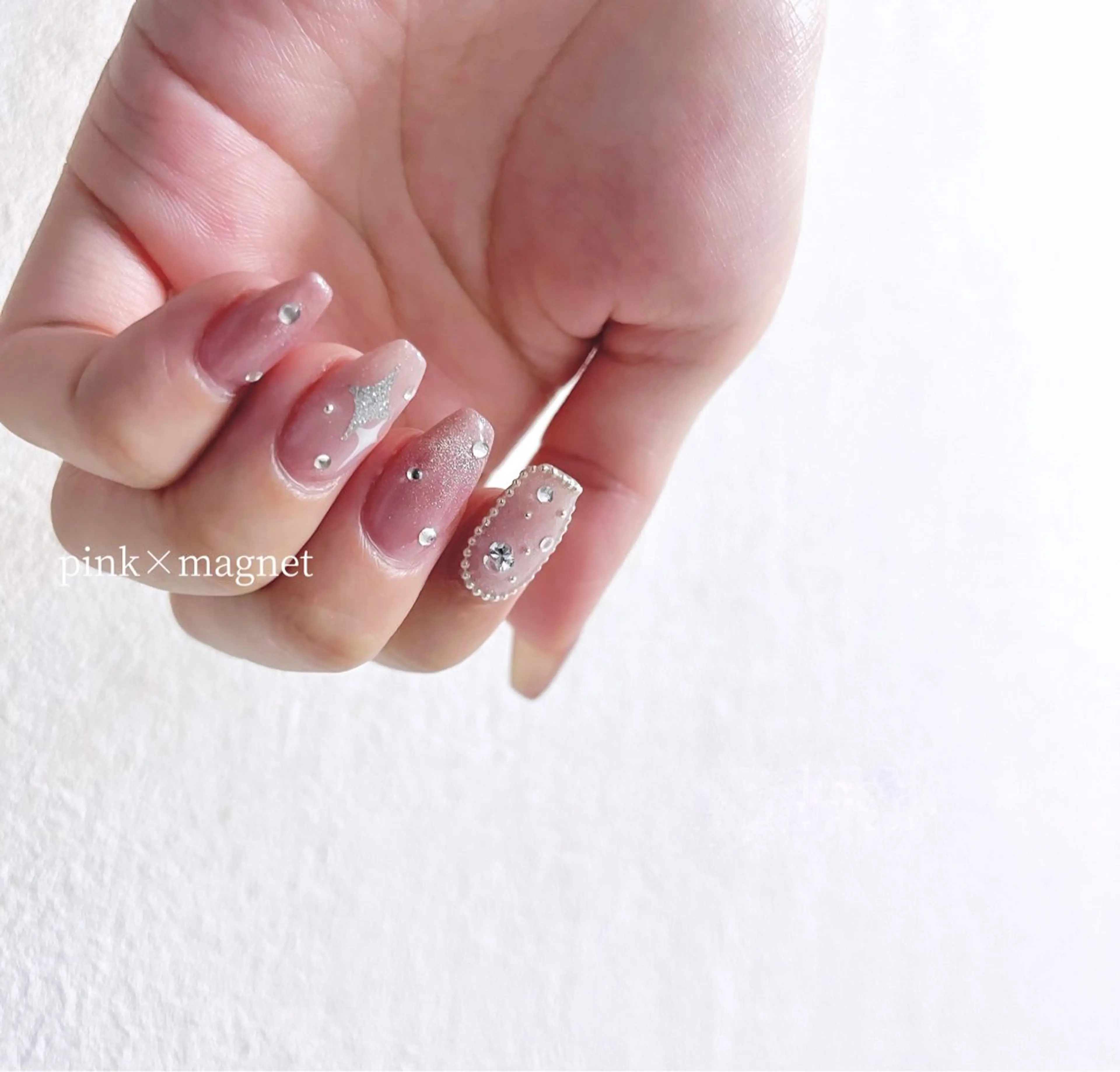 ネイル 大人可愛いネイル🎗 Hinaのネイルデザイン