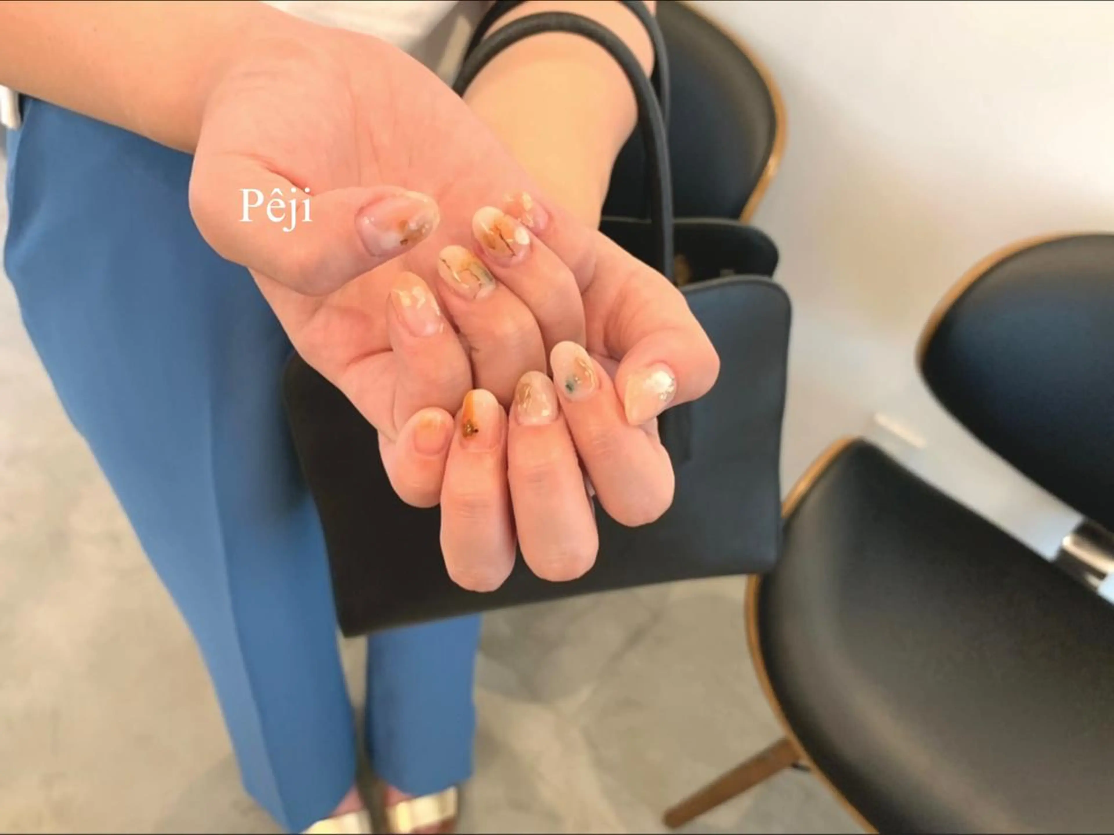 ショート m kaori𓃟のネイルデザイン