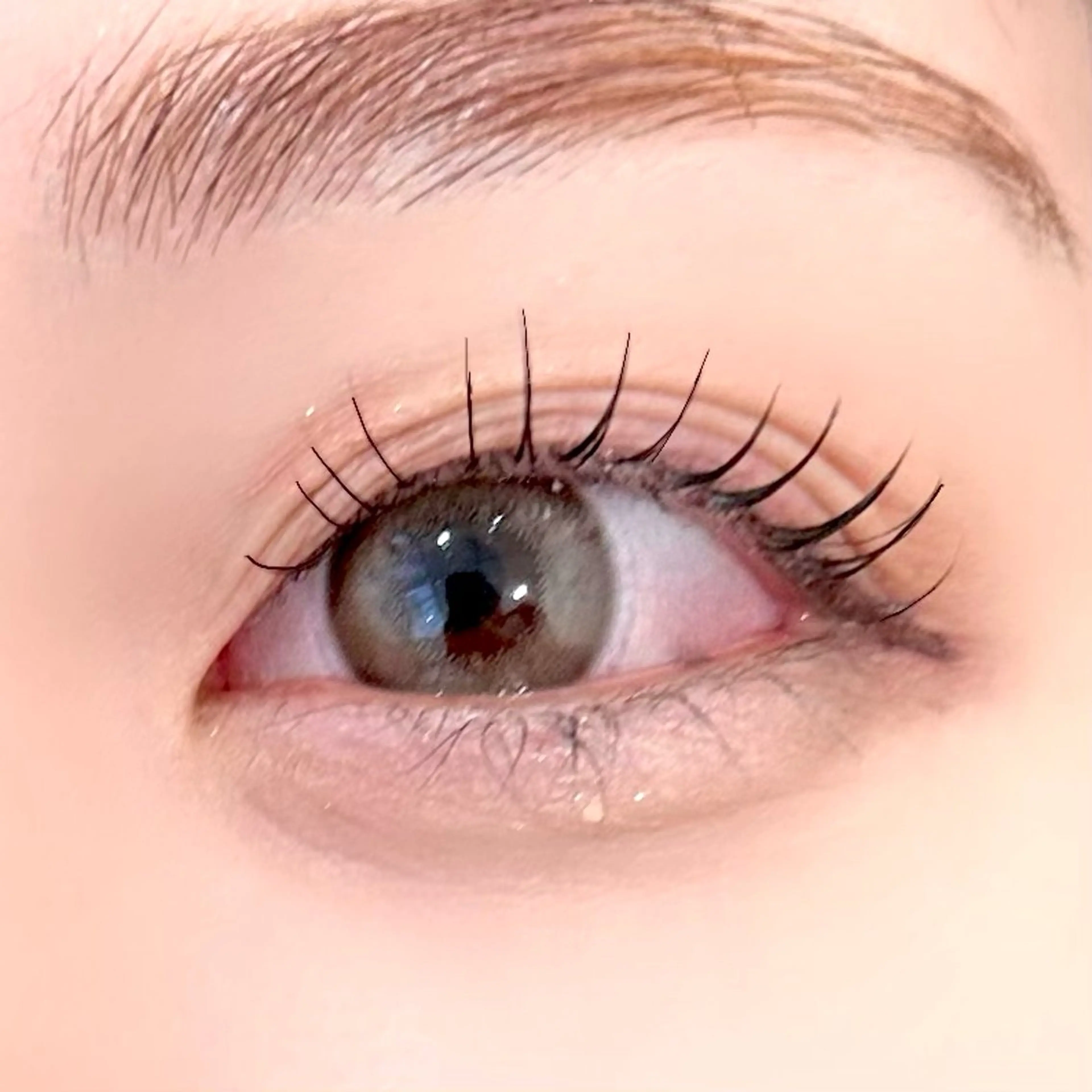 マツエク・マツパ 束感まつ毛 韓国風マツエク パリジェンヌラッシュリフト まつげパーマ 一重×まつ毛パーマ 束感まつげ｜ユキ 高評価｜堀江のマツエク・マツパデザイン