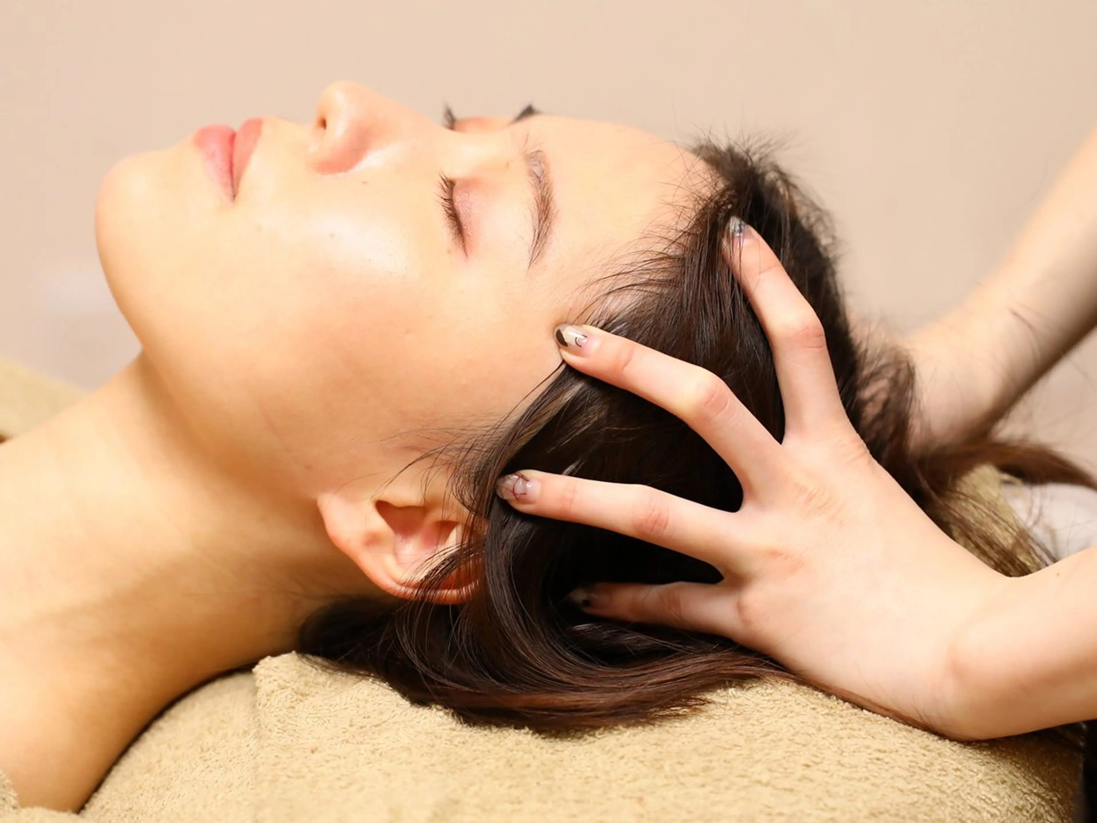 新年度リフレッシュ🌸ドライヘッドスパ30分(足の揉みほぐし付き)の写真