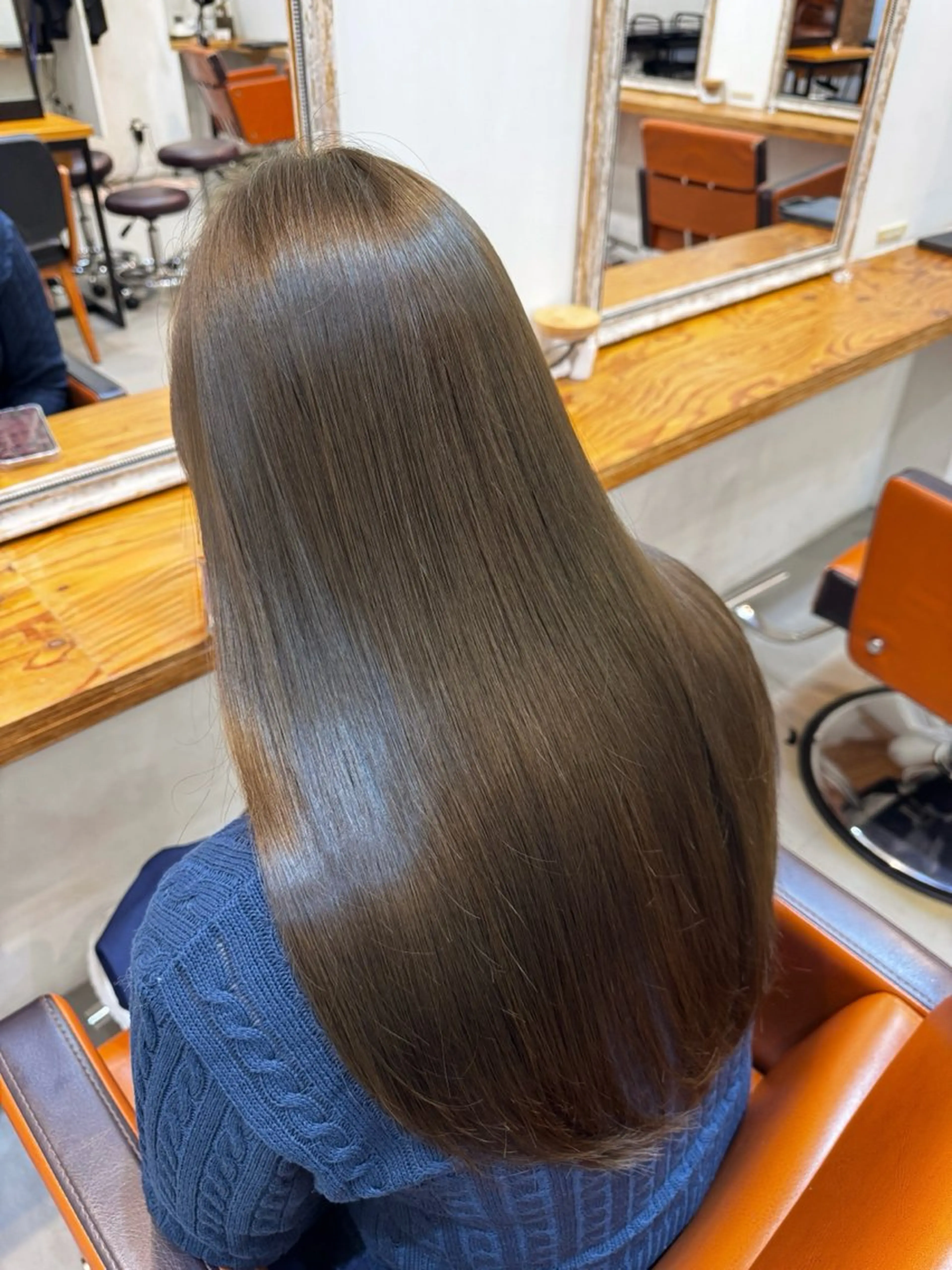 ⚠️事前予約のみ⭕️平日20時無料カットモデル募集✂️仕上がりチェックあり◎ ロングの方毛先3cmからOKな方✂️の写真